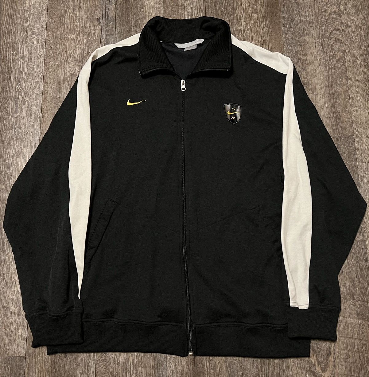 Nike × Vintage Vintage Nike Crest Track Jacket size XL Size US XL / EU 56 / 4 - 1 Thumbnail