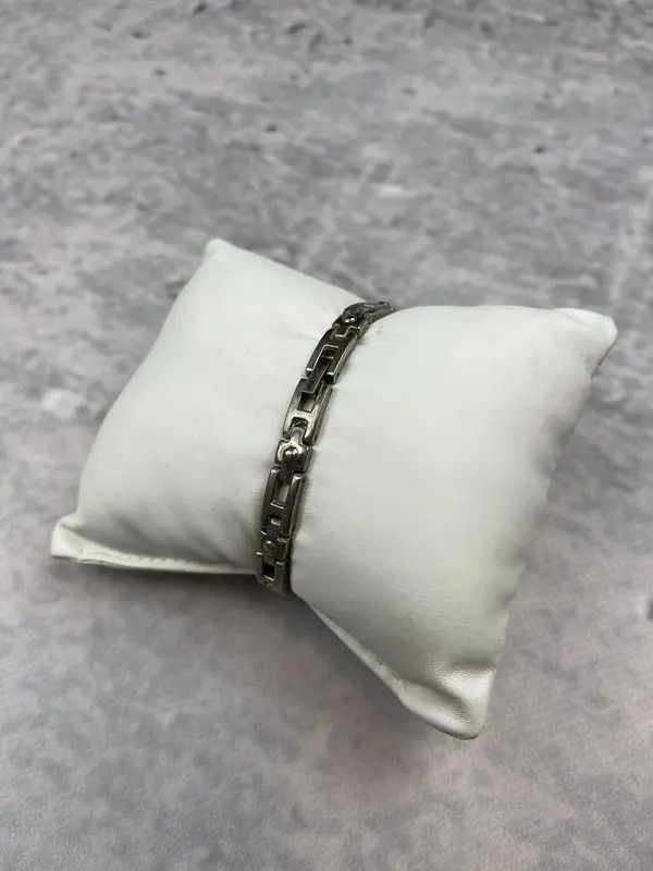 Japanese Brand Vintage Omax unisex watch rare, futuristic braclet women Size ONE SIZE - 6 Thumbnail