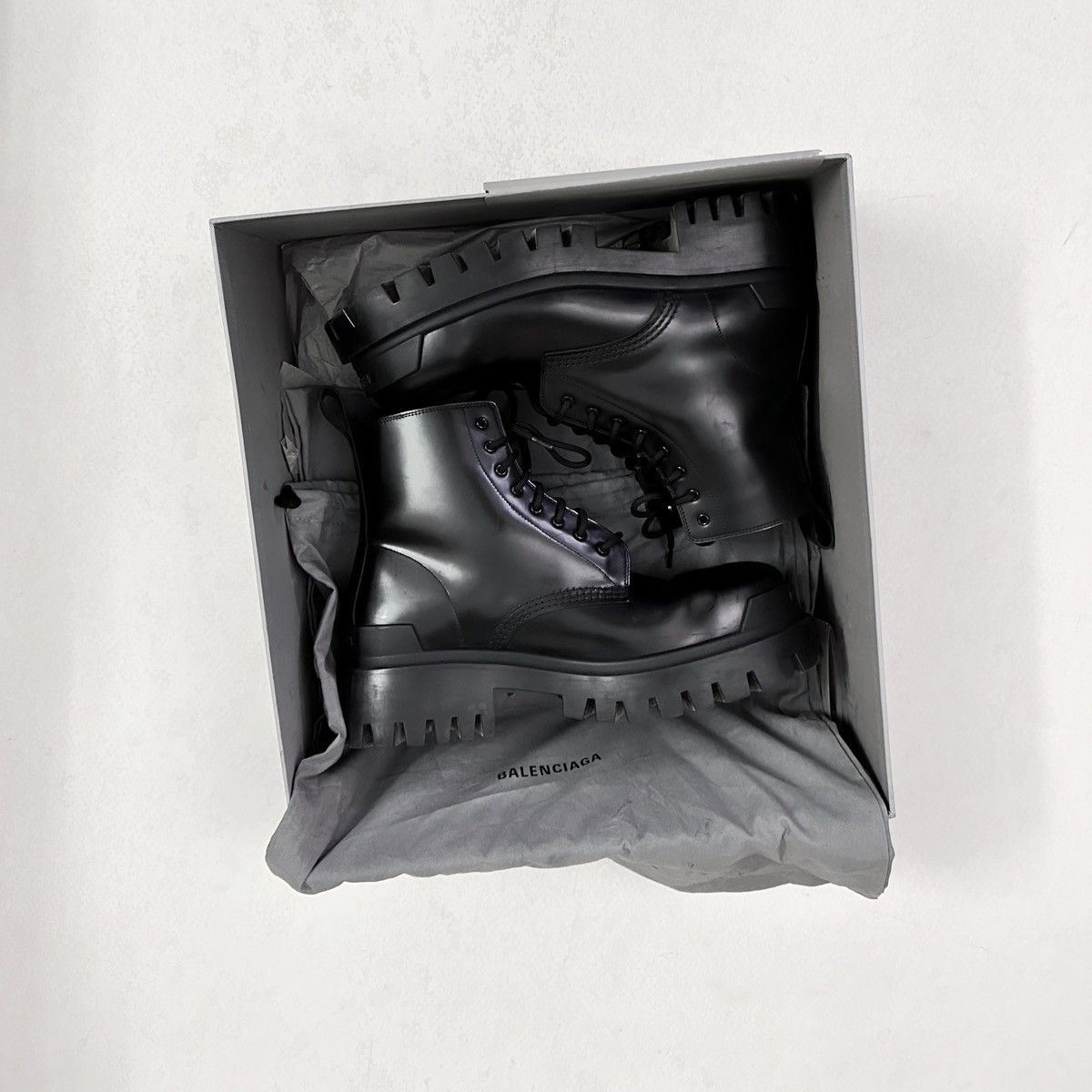 Balenciaga Balenciaga strike boots 2022 Size US 8 / EU 41 - 9 Thumbnail