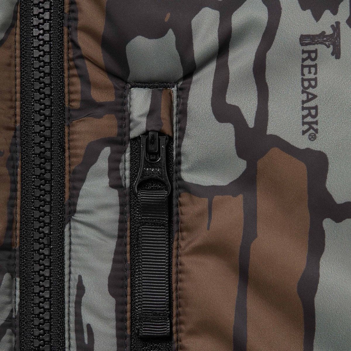 Supreme SUPREME WINDSTOPPER® INSULATED HOODED JACKET CAMO SIZE M Size US M / EU 48-50 / 2 - 4 Thumbnail