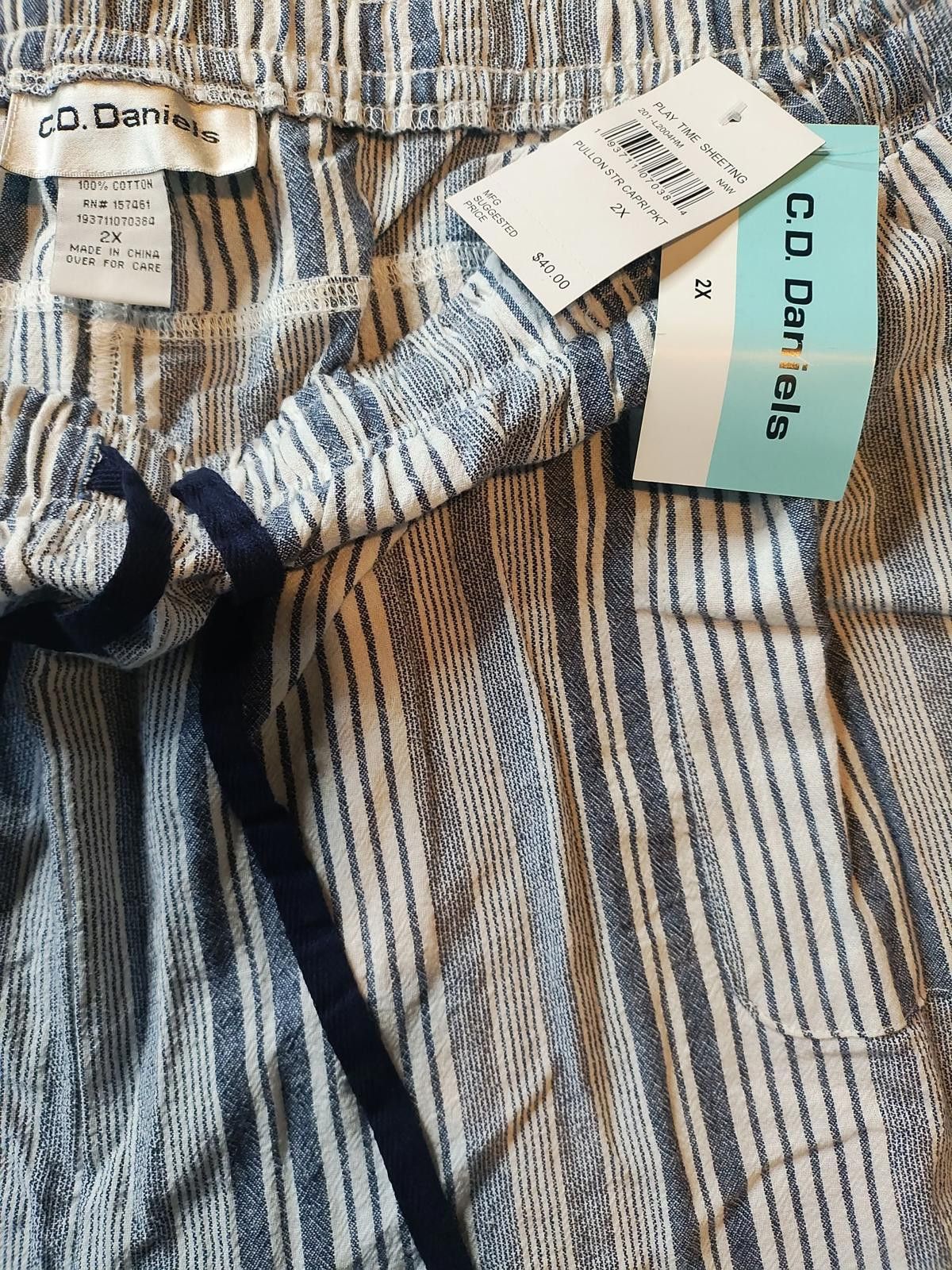 Unknown London C. D. Daniels Women's Striped Cropped Pants with Drawstring Size 42" / US 20 - 4 Thumbnail