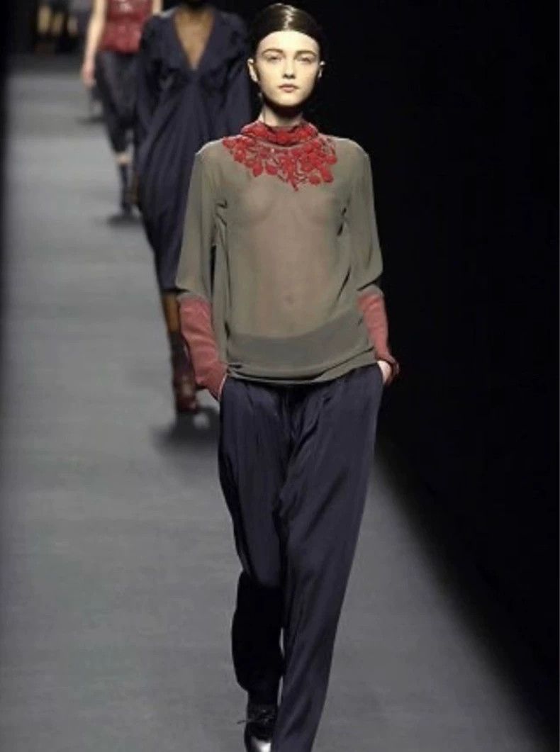 Dries Van Noten dries van noten Beaded sequin silk shirt 2504-Nextarrow Size US XXS / EU 40 - 9 Thumbnail