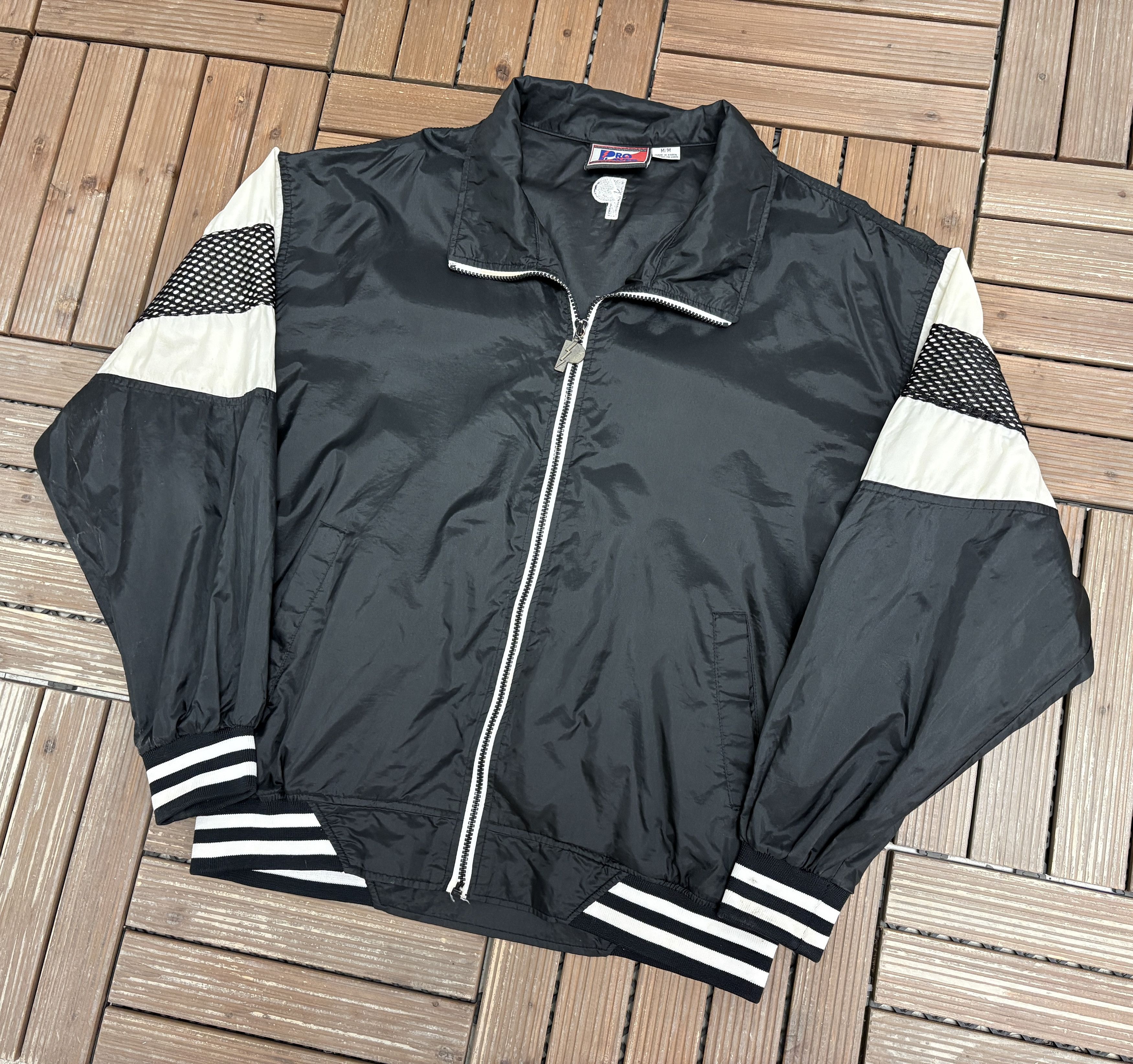 Vintage Pro Player Black Vintage Windbreaker Jacket Size US M / EU 48-50 / 2 - 3 Thumbnail