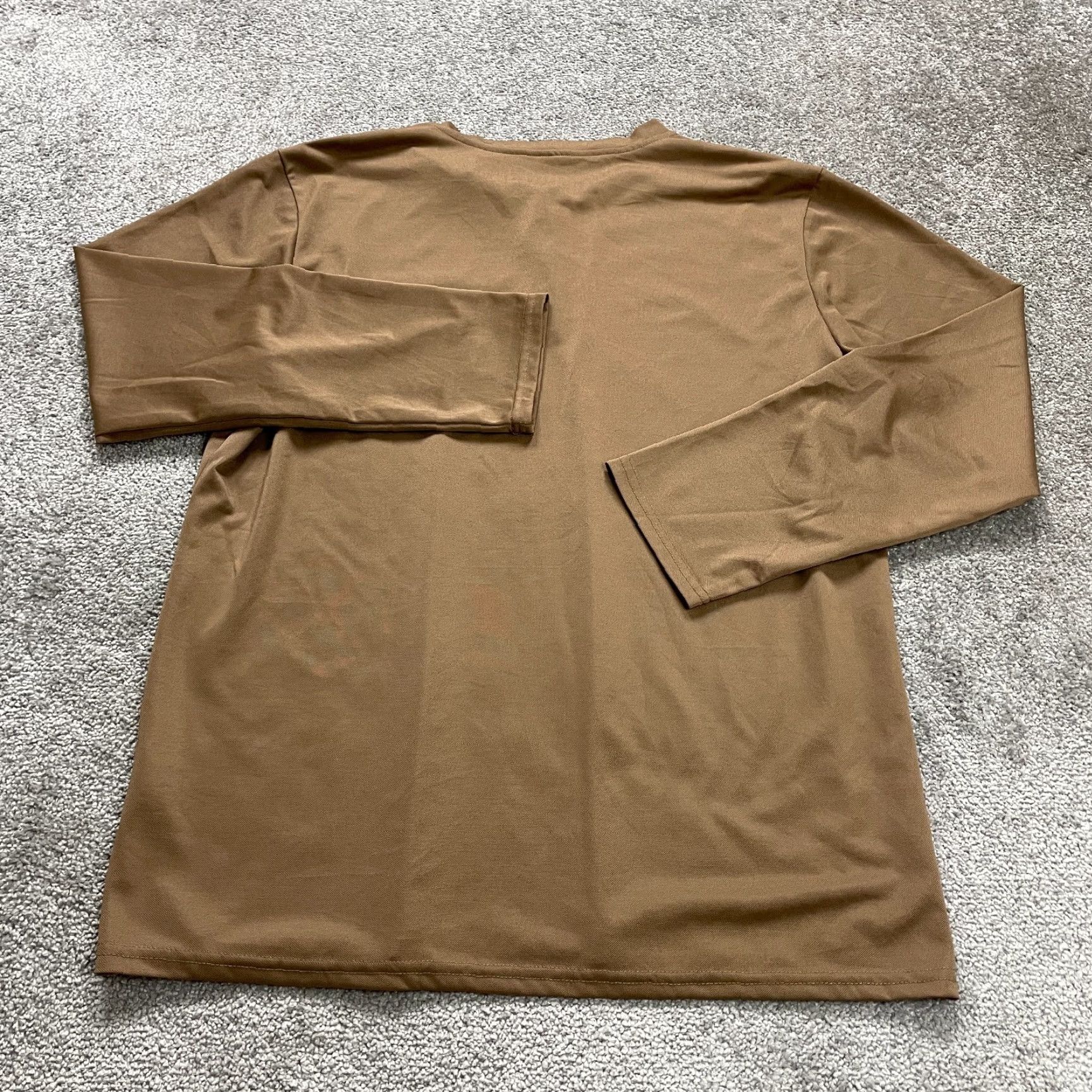 Vintage Unbranded Henley T-Shirt Mens XL Solid Brown Long Sleeve Casual Outdoor Pullover Size US XL / EU 56 / 4 - 2 Thumbnail