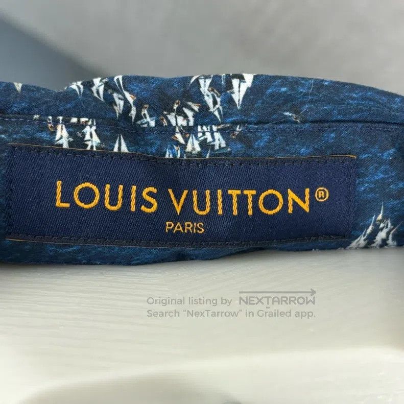 Louis Vuitton Louis Vuitton FW25 Logo Printed Point-Neck Single-Breasted Size US XXL / EU 58 / 5 - 5 Thumbnail