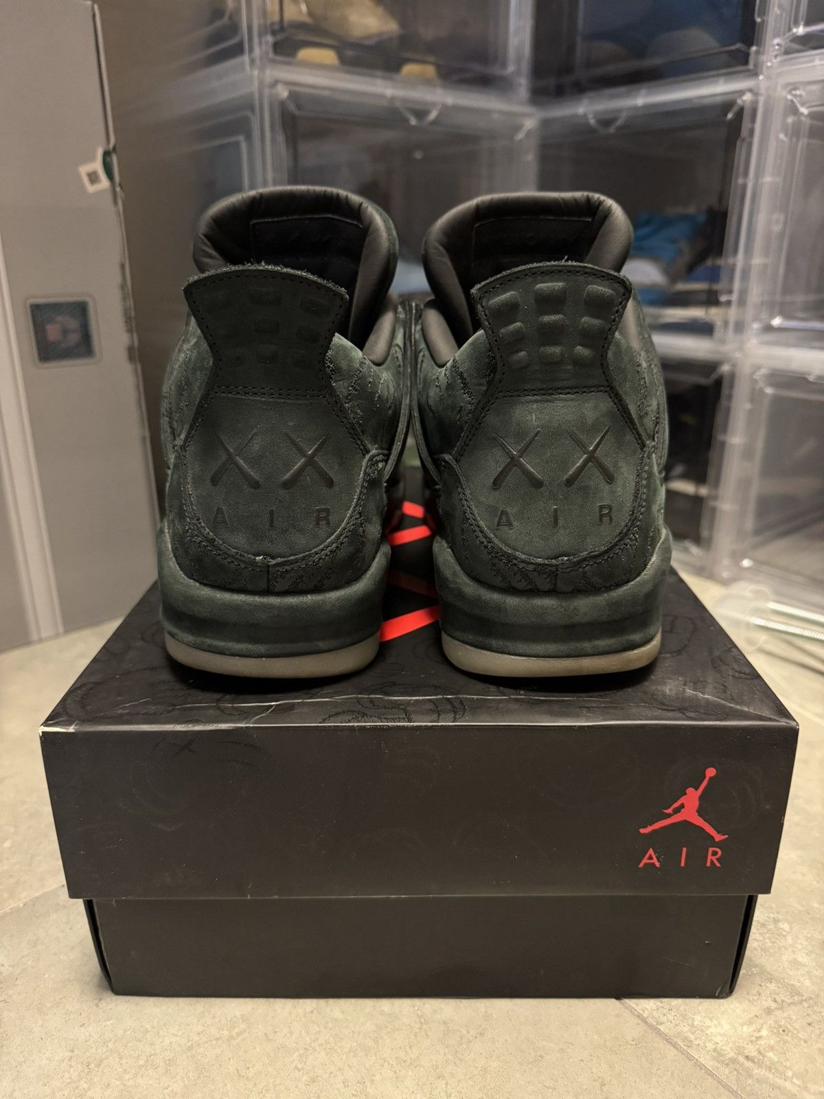 Jordan Brand × Kaws Jordan 4 Kaws Size US 10 / EU 43 - 8 Thumbnail