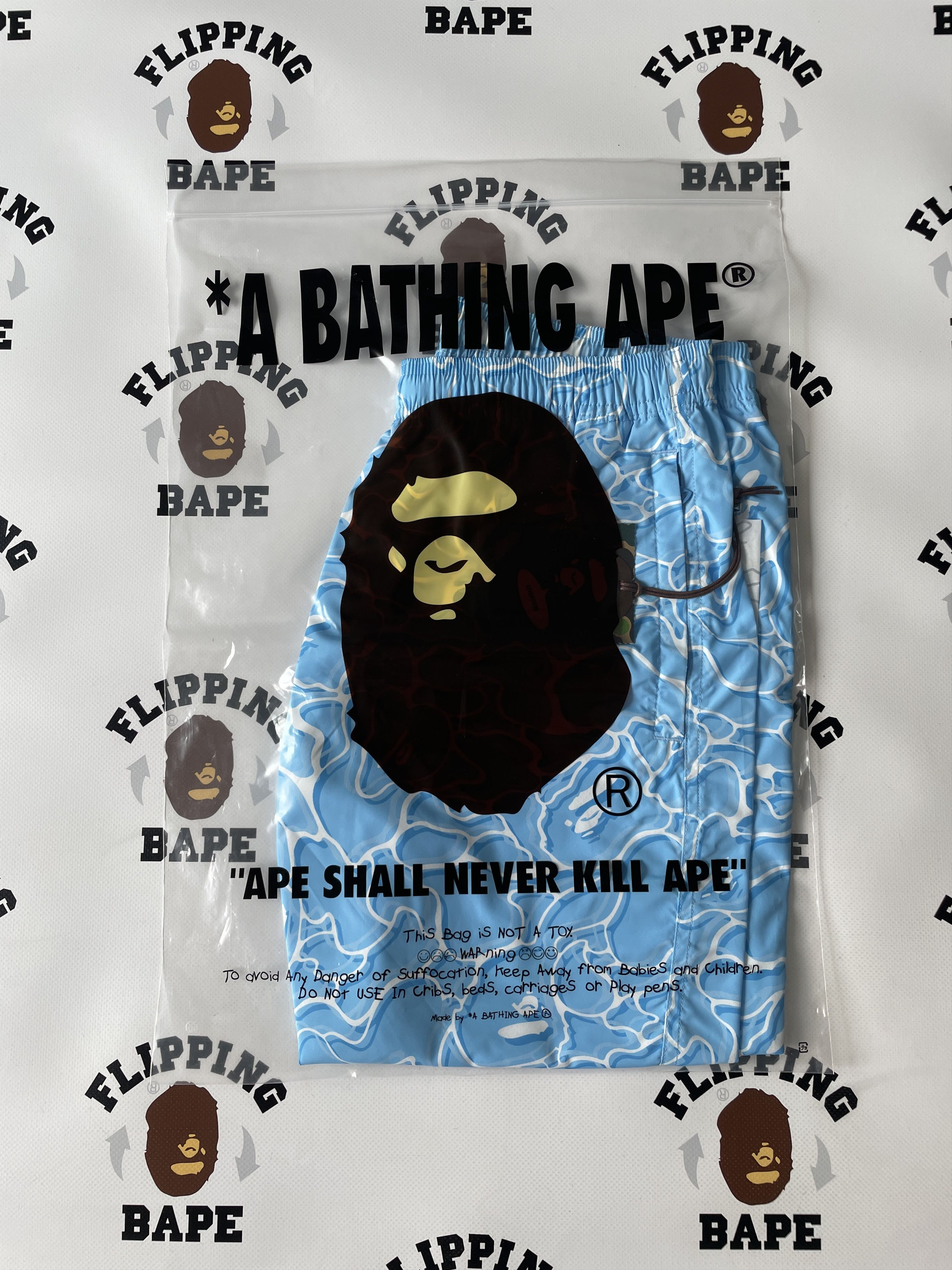 Bape ABC SEA SURFACE CAMO BEACH SHORTS Size US 34 / EU 50 - 12 Thumbnail
