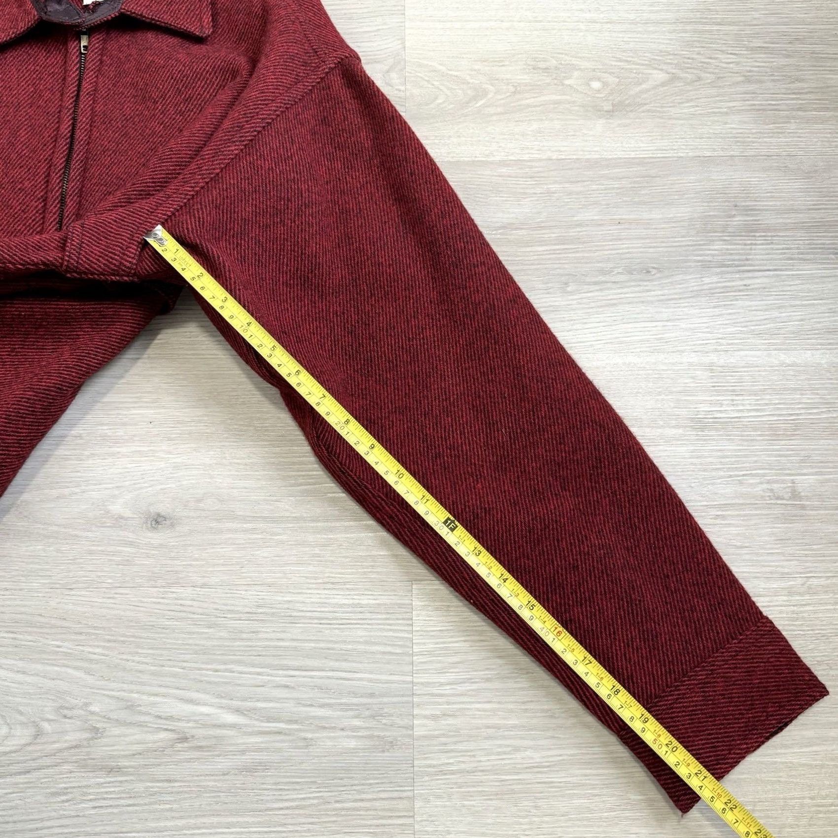 Johnson Woolen Mills VINTAGE Johnson Woolen Mills Jacket Jac Lumberjack Red Full Zip Up Sz 18 Shacket Size US XXL / EU 58 / 5 - 7 Thumbnail