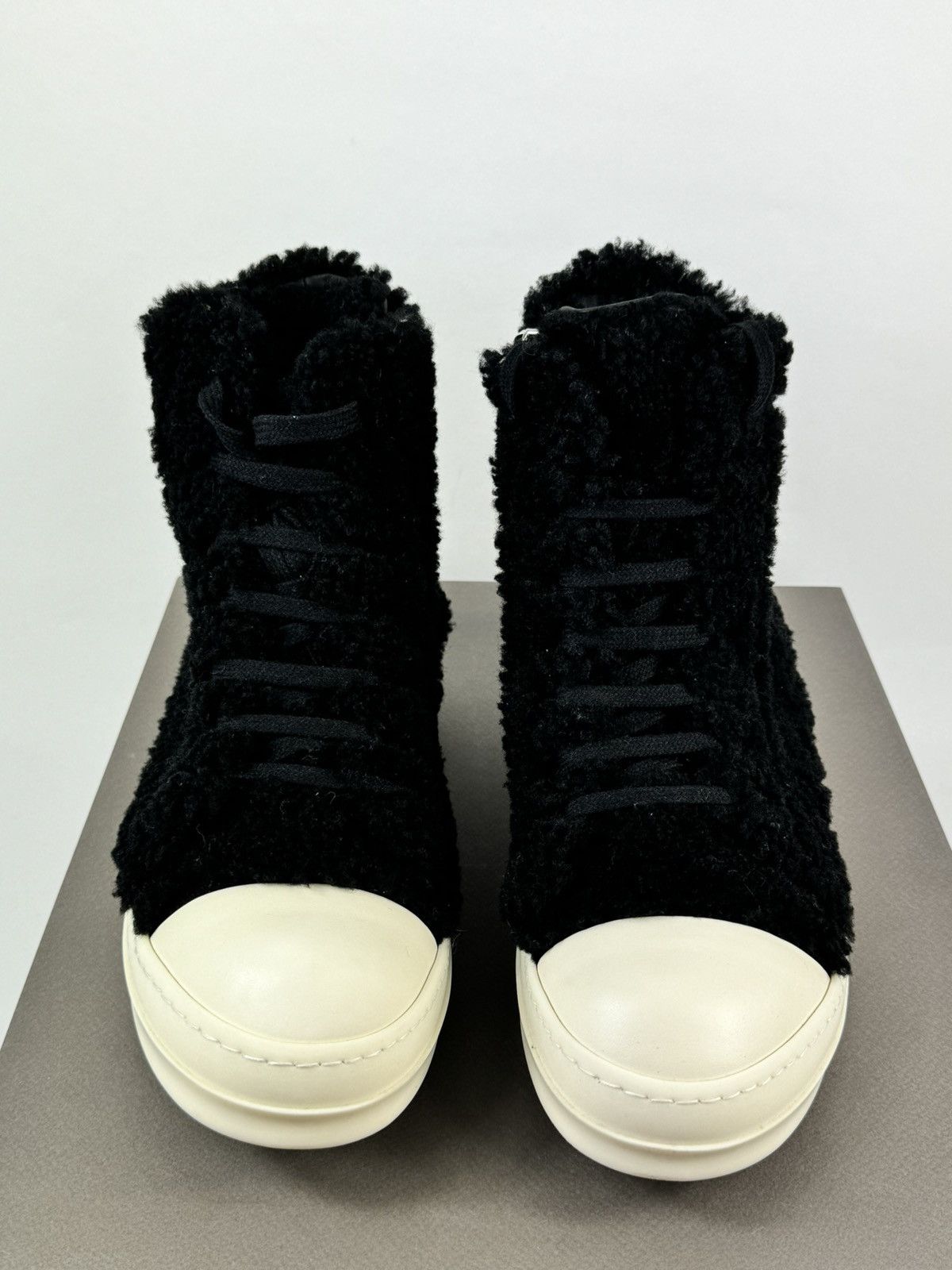 Rick Owens SHEARLING HIGH TOP SNEAKERS Size US 9 / EU 42 - 1 Thumbnail