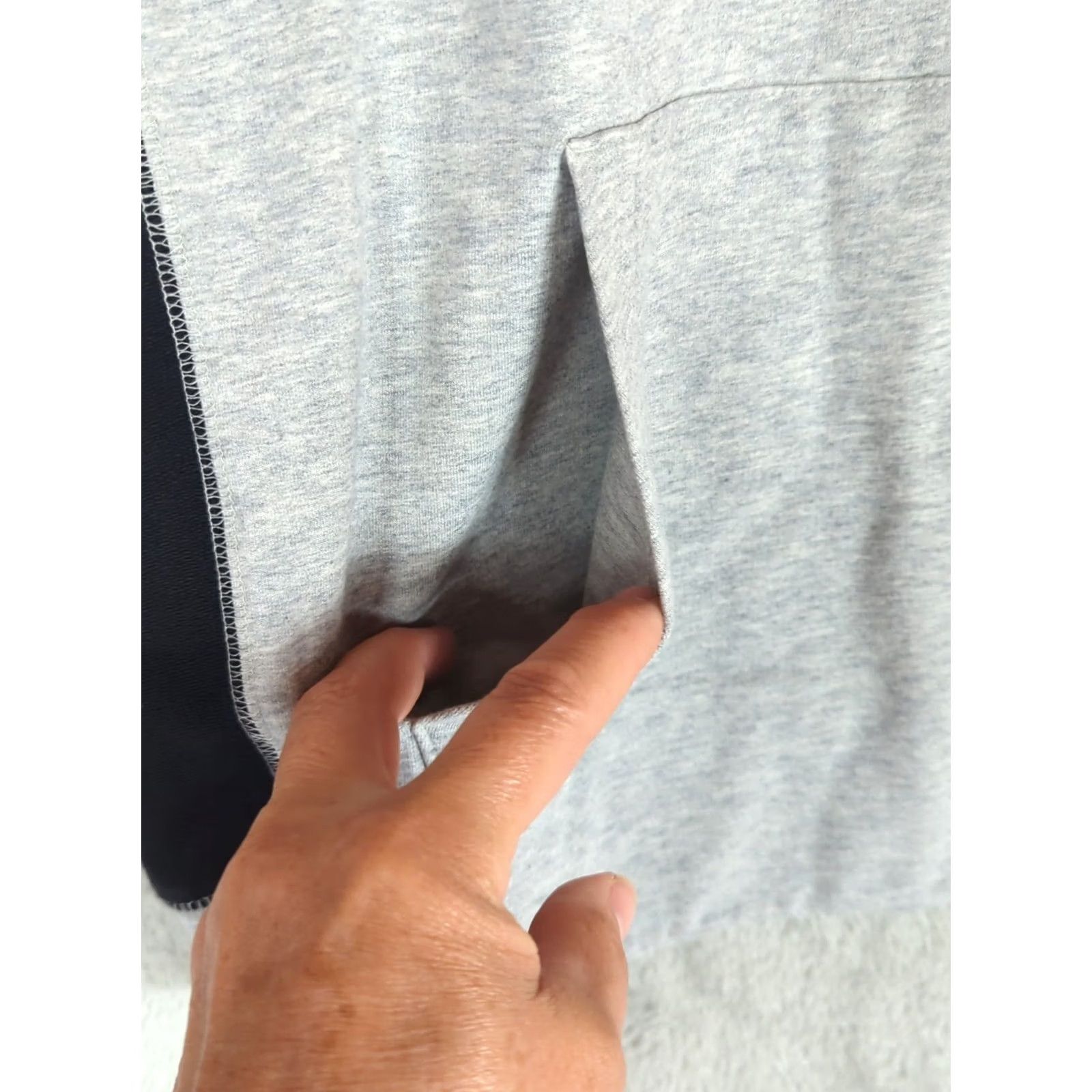 Vintage Tommy John Sweatshirt Crew Neck Long Sleeve Gray Men's M Active Size US M / EU 48-50 / 2 - 3 Thumbnail