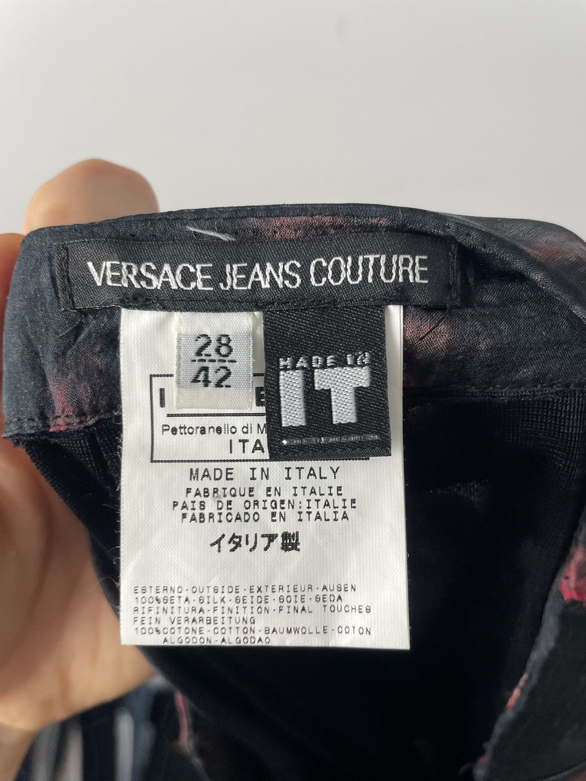 Versace Jeans Couture Vintage Versace Jeans Couture Allover Print Nylon Skirt Maxi Size 28" / US 6 / IT 42 - 4 Thumbnail