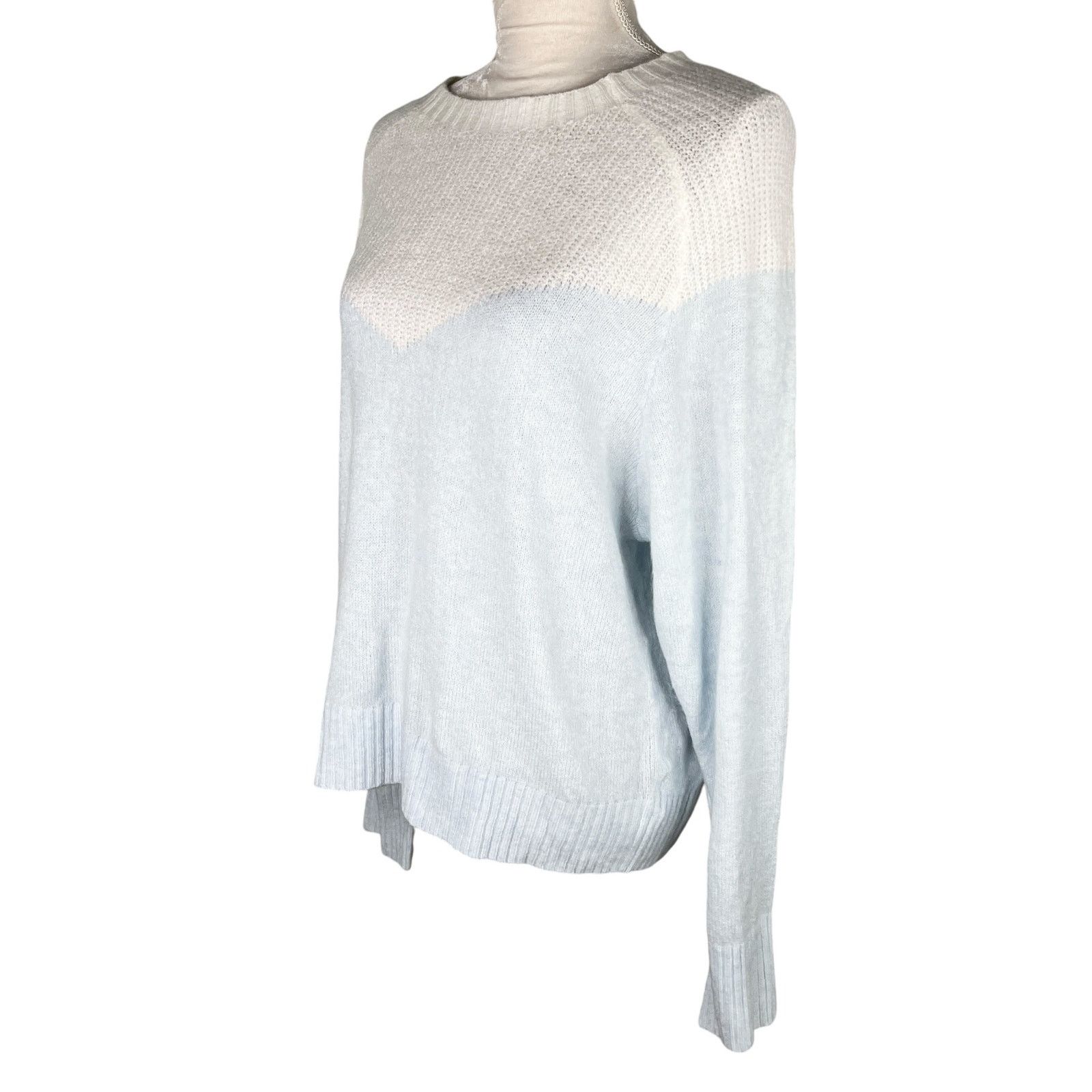 Express Express Sweater Baby Blue White Super Soft Large New Size L / US 10 / IT 46 - 6 Thumbnail