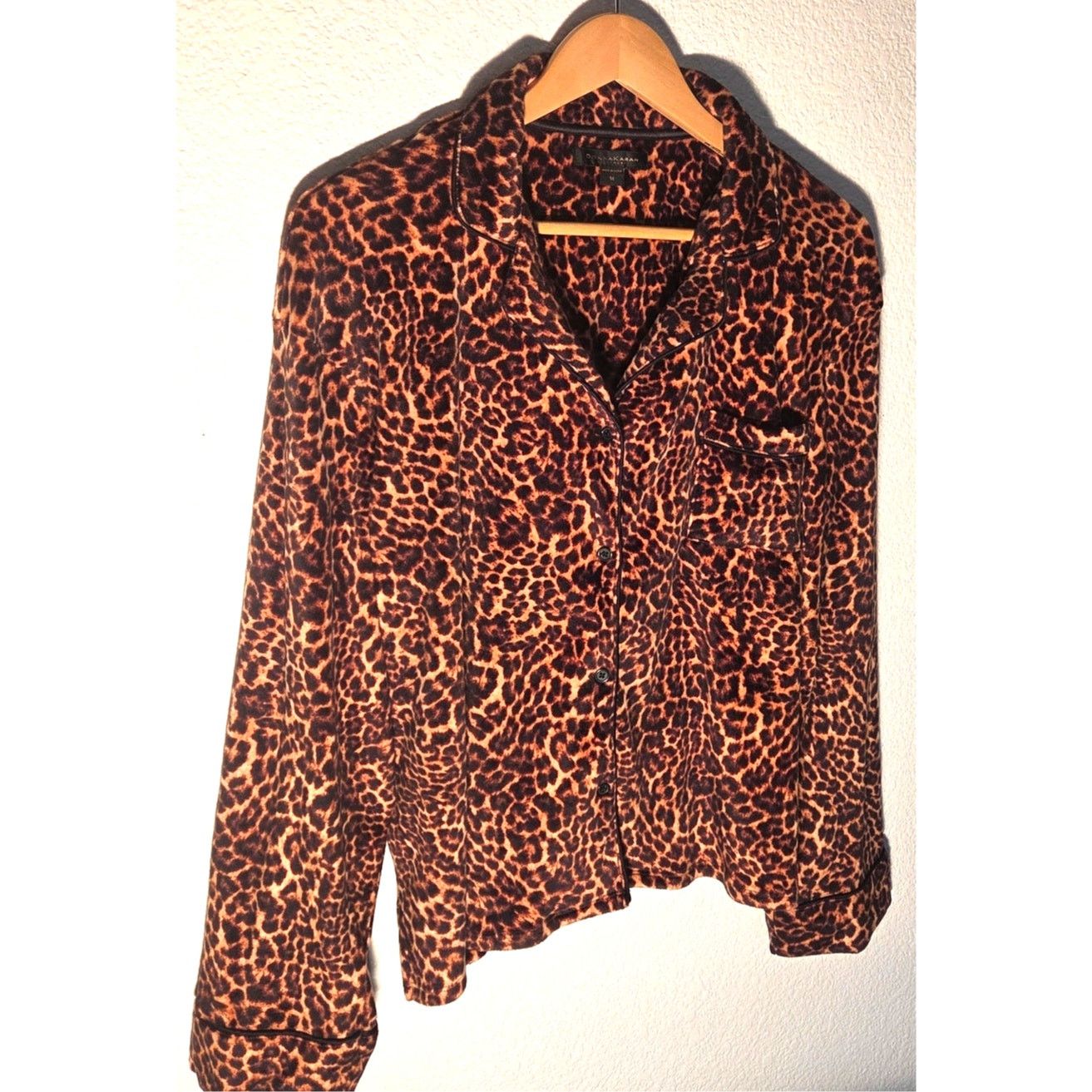 Donna Karan Chic Donna Karan Leopard Print Pajama Top - Size Medium Size M / US 6-8 / IT 42-44 - 2 Thumbnail
