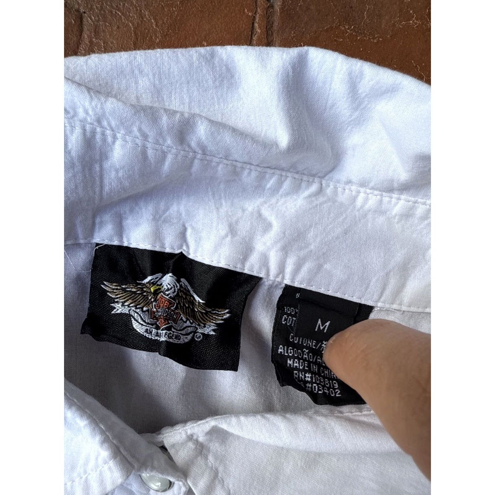 Harley Davidson VINTAGE Harley-Davidson Pearl Snap Shirt Women’s M Rhinestone Embroidered 90s Casual Button-Up Sweatshirt? Size M / US 6-8 / IT 42-44 - 4 Thumbnail