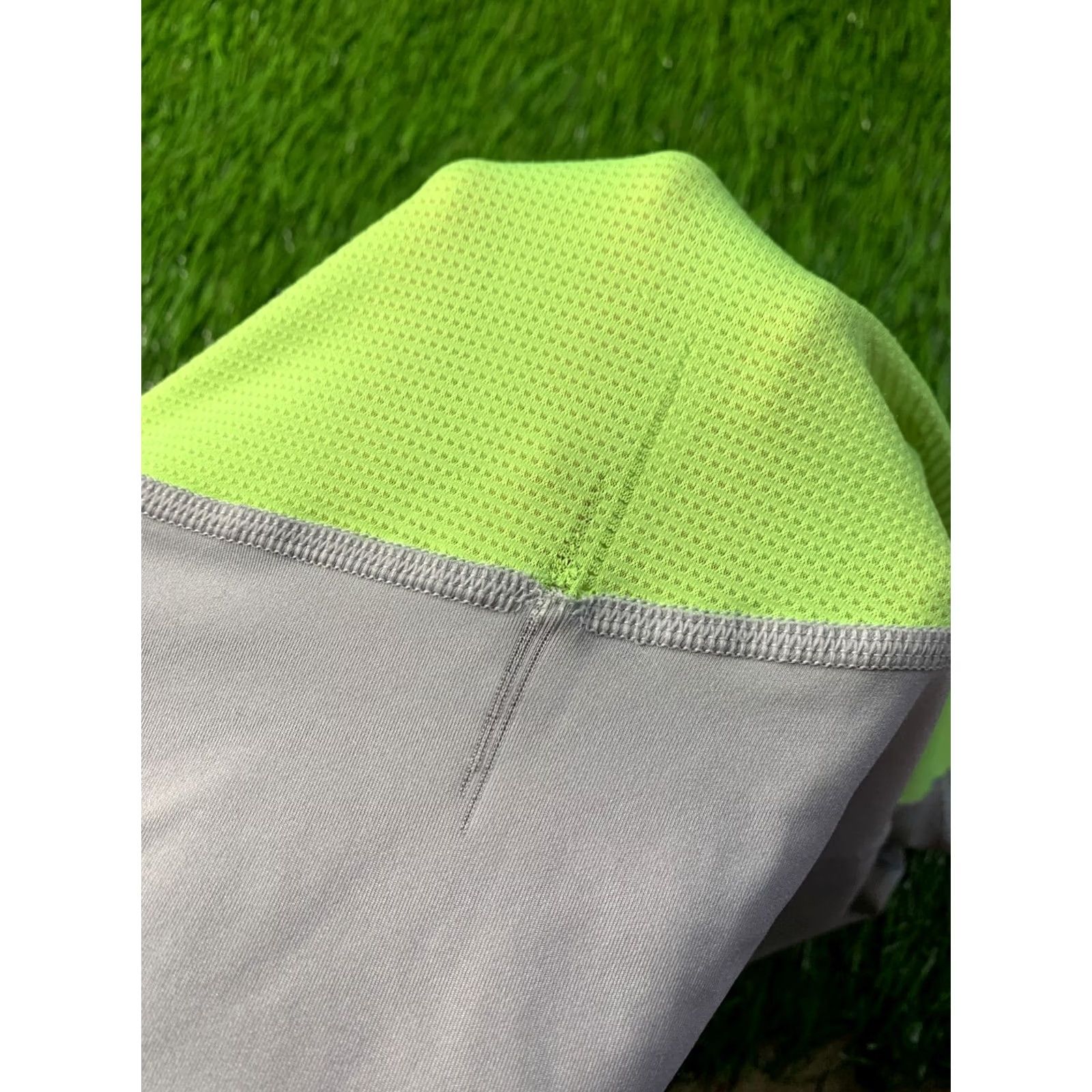 Under Armour Under Armour HeatGear Shirt Men Training Compression Jersey Tee S Gray and Neon Shirt Men Regular XS? Size US S / EU 44-46 / 1 - 7 Thumbnail