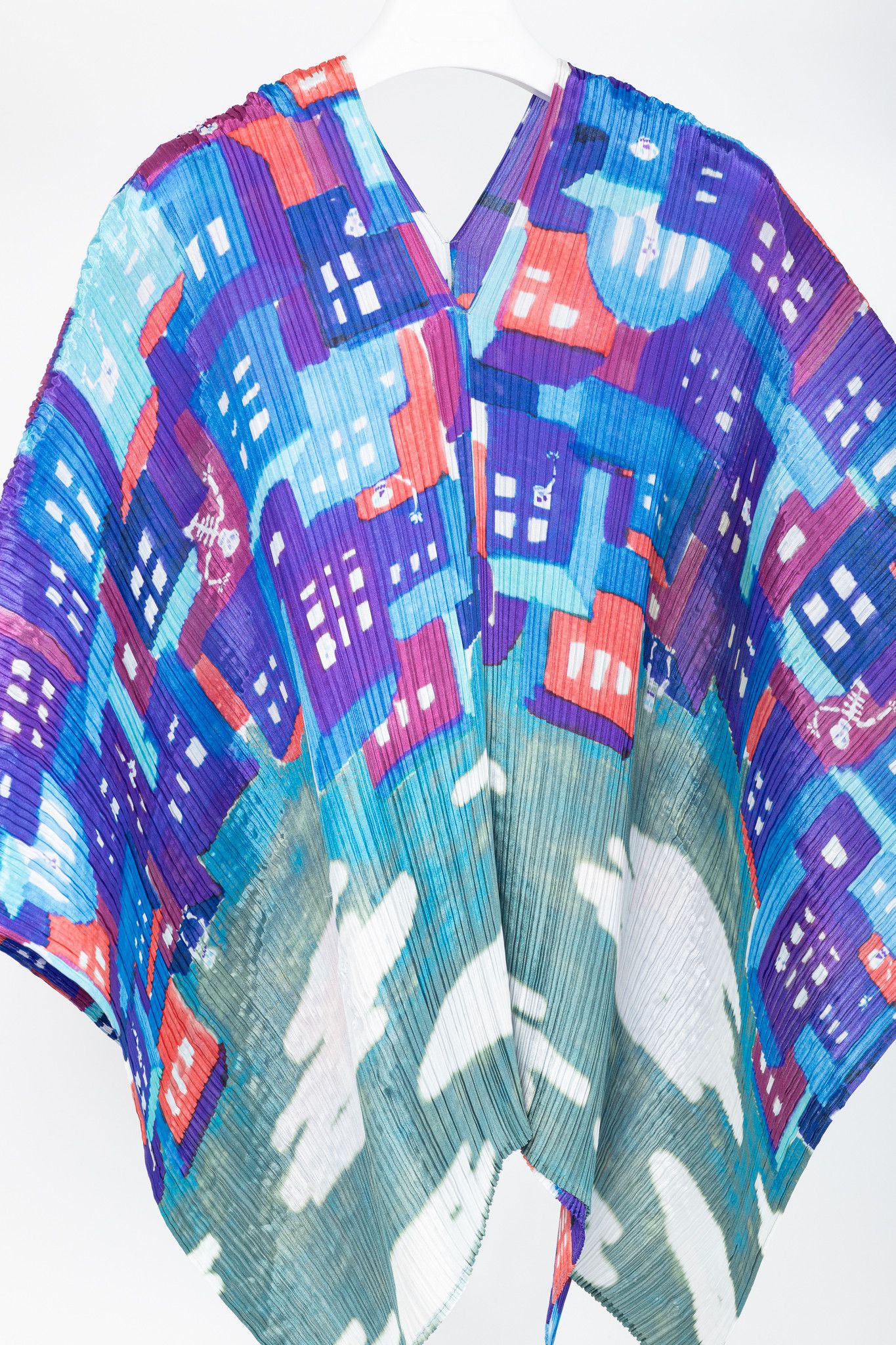 Pleats Please Issey Miyake Pleats Please Issey Miyake Blue Streetscape-Print Shawl Size ONE SIZE - 3 Thumbnail