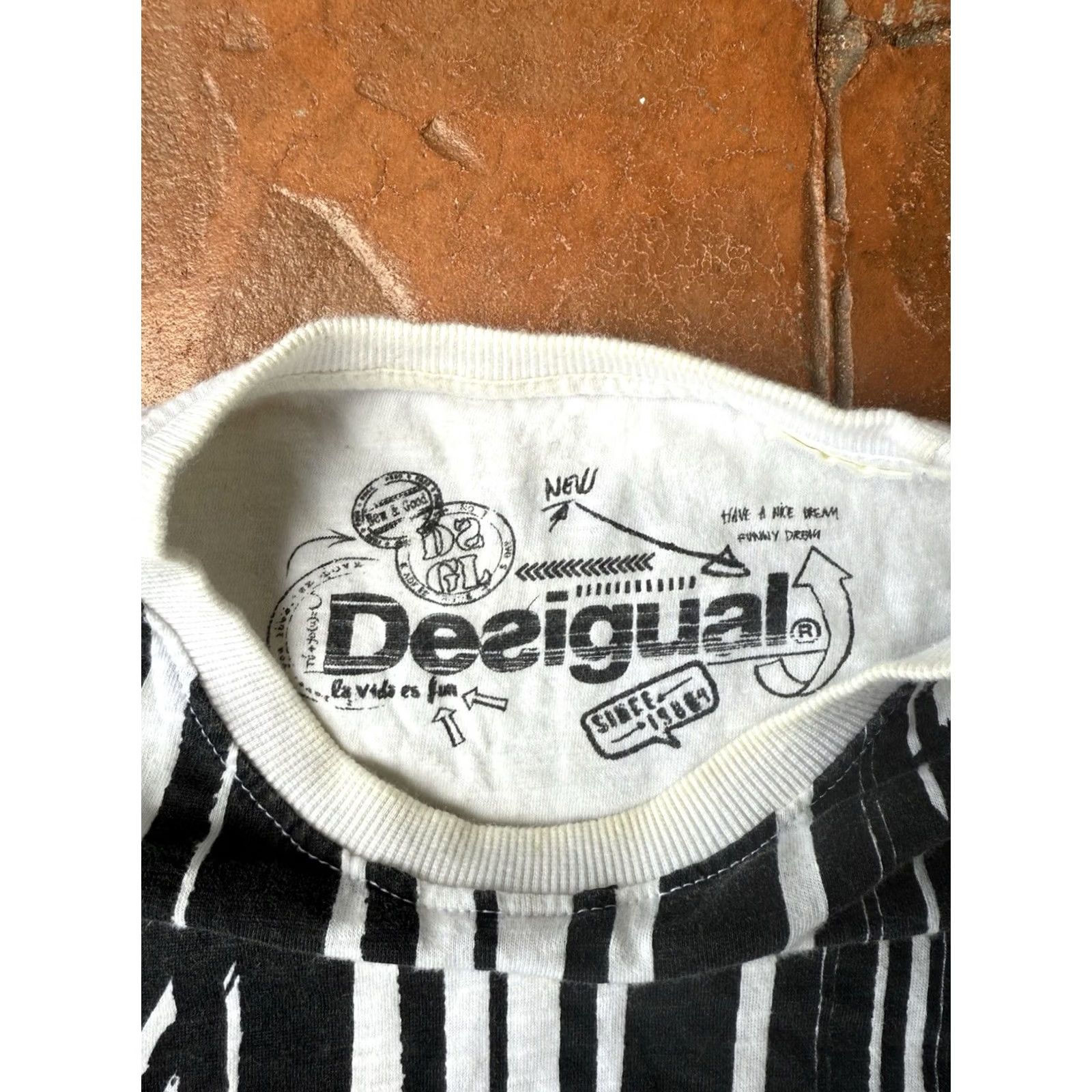 Desigual VINTAGE Y2K Desigual Long Sleeve Shirt Men’s Medium White Grunge Skater All Over Print Size US L / EU 52-54 / 3 - 2 Thumbnail