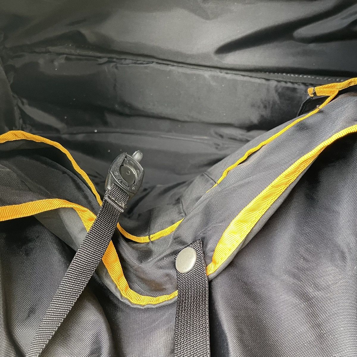 Coleman ❗️ RARE COLEMAN MULTI-POCKET OVERSIZED TOTE BAG Size ONE SIZE - 9 Thumbnail