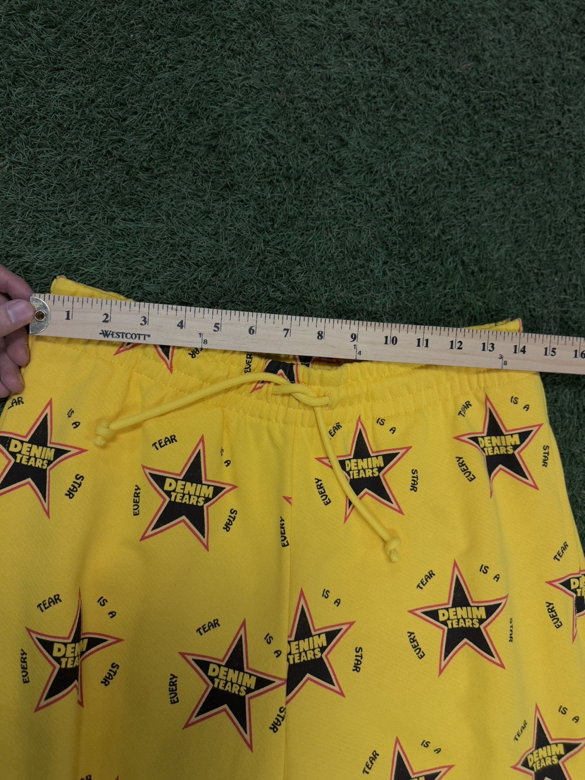 DENIM TEARS Denim Tears Yellow Sweatpants Size M (NEW) Size US 32 / EU 48 - 9 Thumbnail
