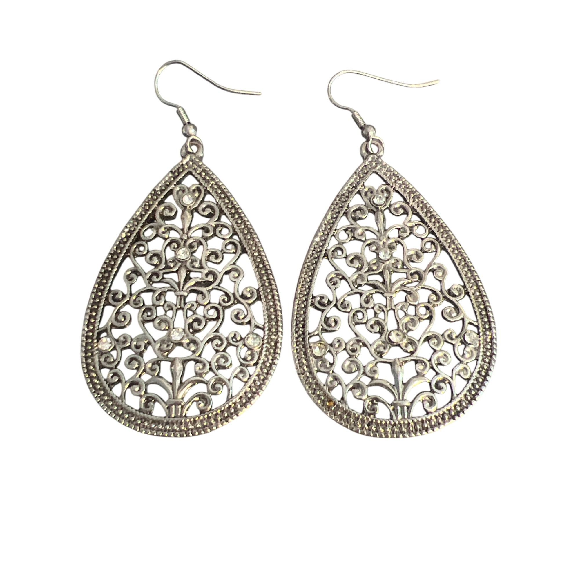 Other Teardrop Filigree Dangle Earrings Silver Tone Elegant Design Size ONE SIZE - 1 Thumbnail