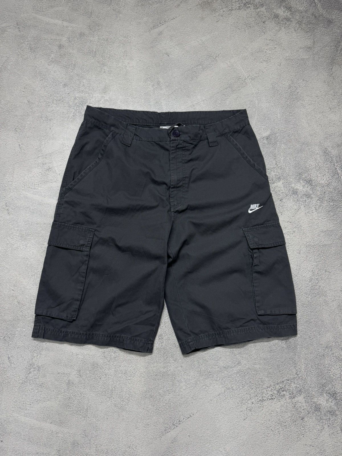 Nike Vintage Y2k Nike Cargo Swoosh Shorts Size US 32 / EU 48 - 1 Thumbnail