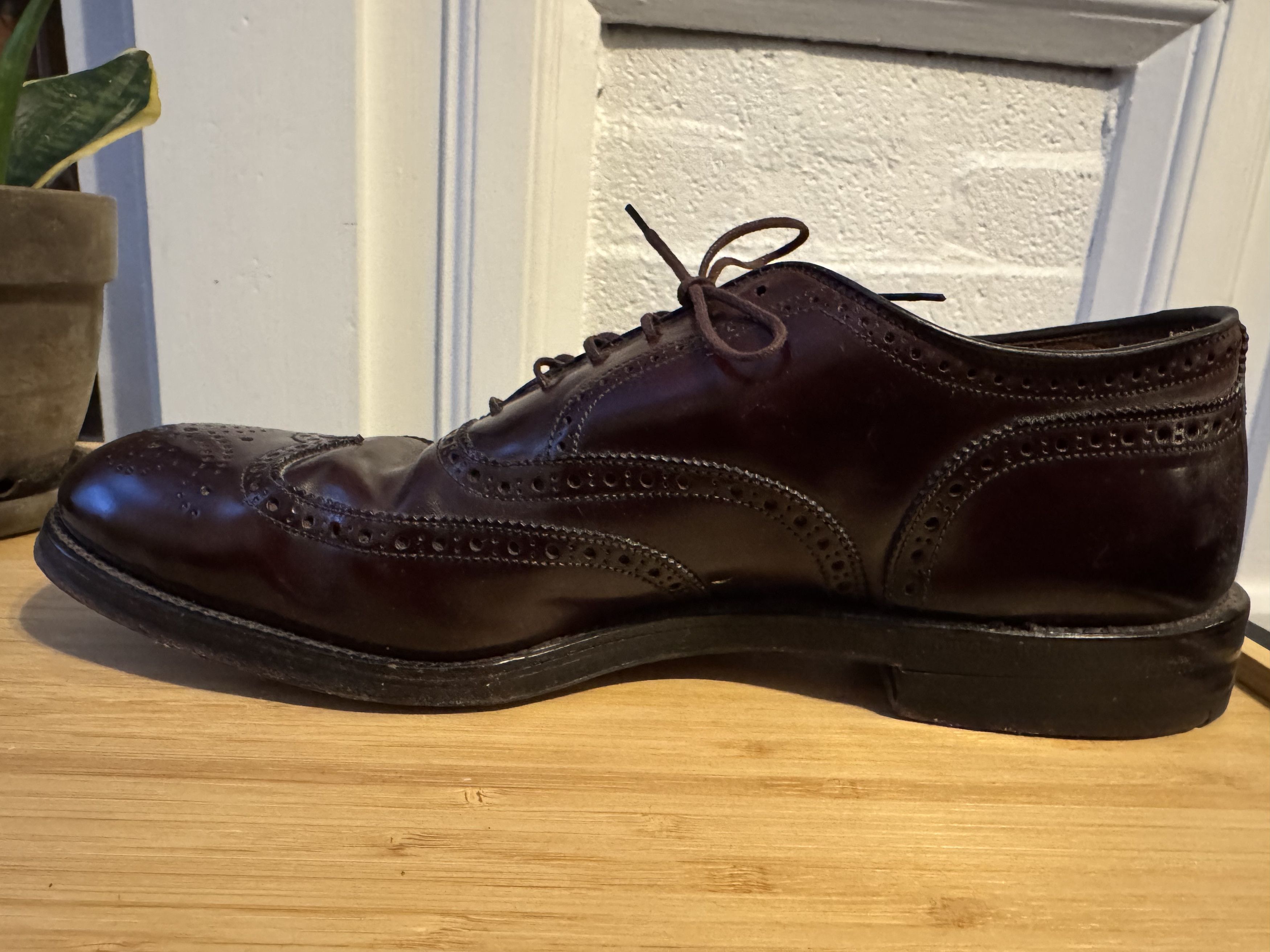Alden Alden 974 Cordovan Wingtips Size US 10 / EU 43 - 6 Thumbnail