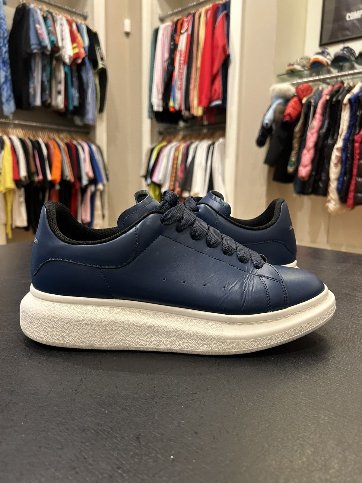 Alexander McQueen Alexander McQueen Oversized Sneaker Size US 11 / EU 44 - 1 Thumbnail
