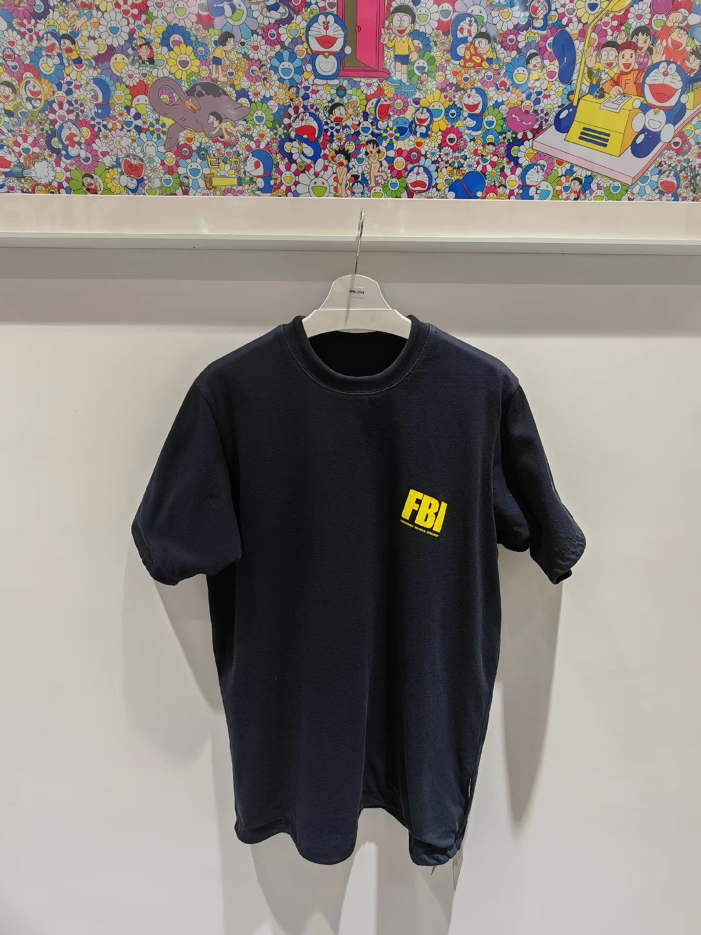 Balenciaga Balenciaga FBI Print Reversible Short Sleeve Tee Q15 Size US L / EU 52-54 / 3 - 2 Thumbnail