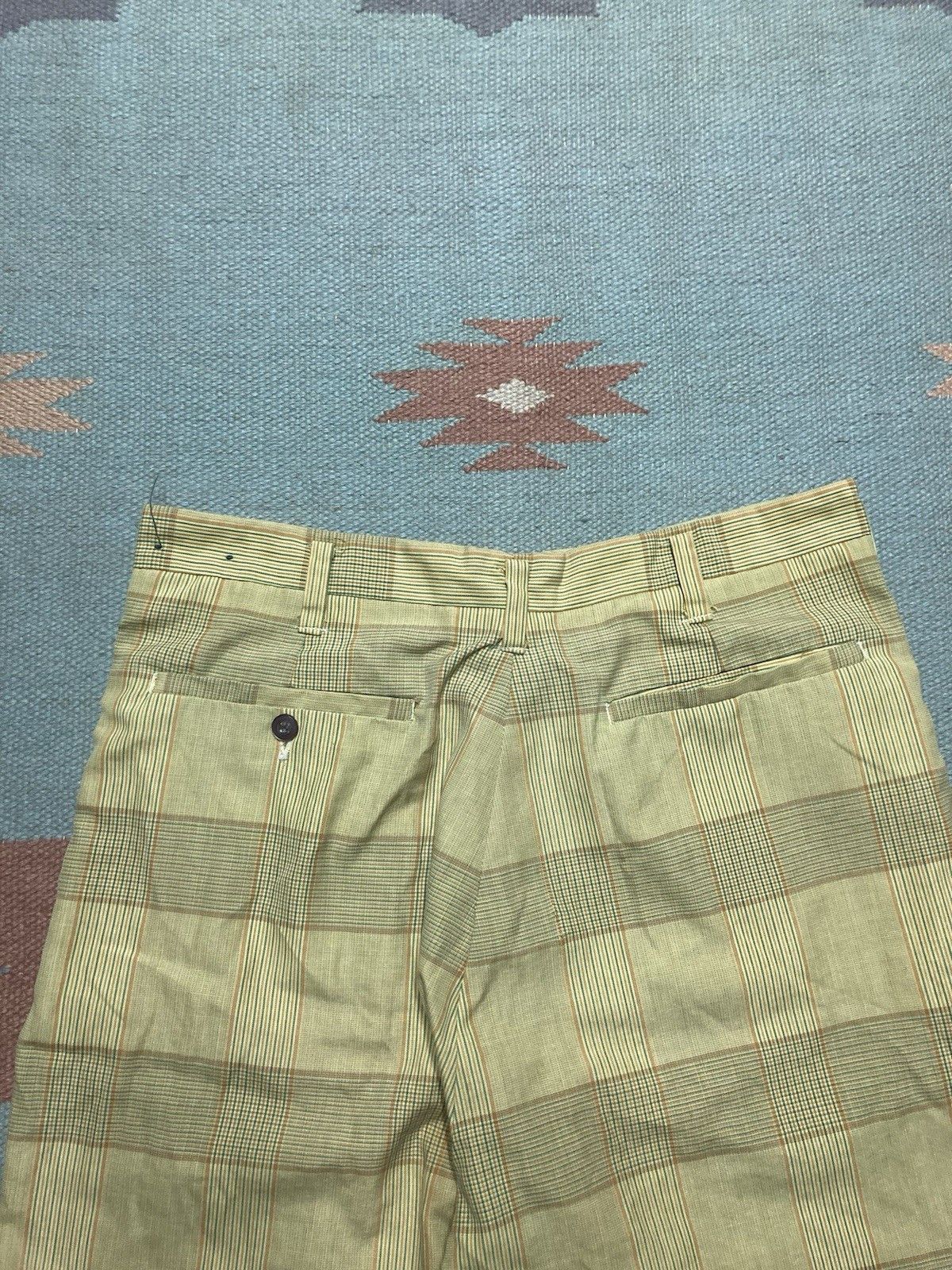 Vintage 70s lightweight men’s shorts plaid poly cotton 30 (READ) Size US 30 / EU 46 - 9 Thumbnail