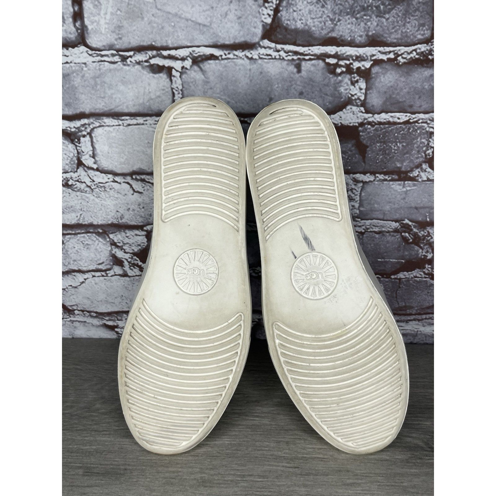 Ugg UGG Chayze White Leather Slip On Sneakers Casual Platform Sh Size US 9 / IT 39 - 9 Thumbnail