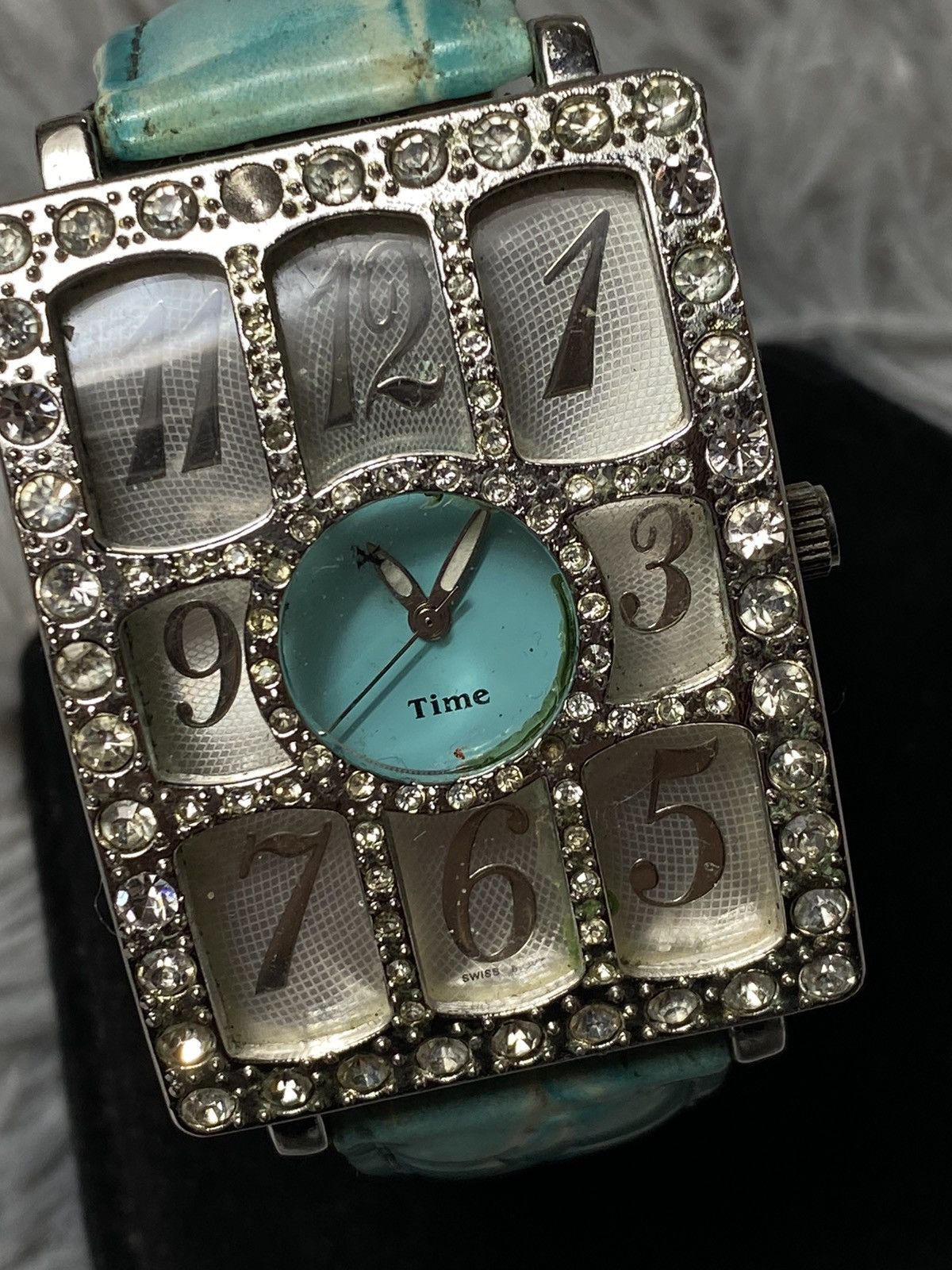 Jewelry Turquoise Gem-Studded Watch - Unique Bold Design Size ONE SIZE - 5 Thumbnail