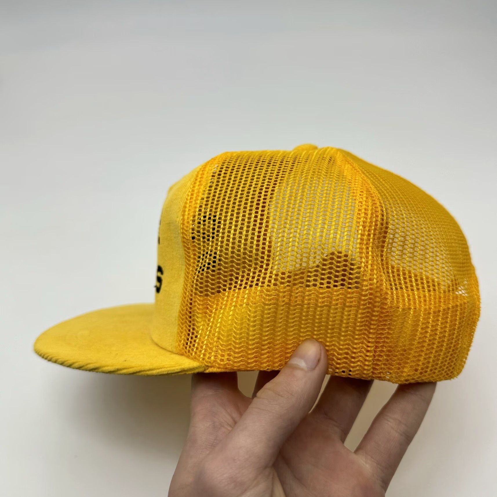 Etro VINTAGE Starline 80s Corduroy Trucker Hat Adjustable Snapback Yellow Retro Casual Mens Size ONE SIZE - 5 Thumbnail