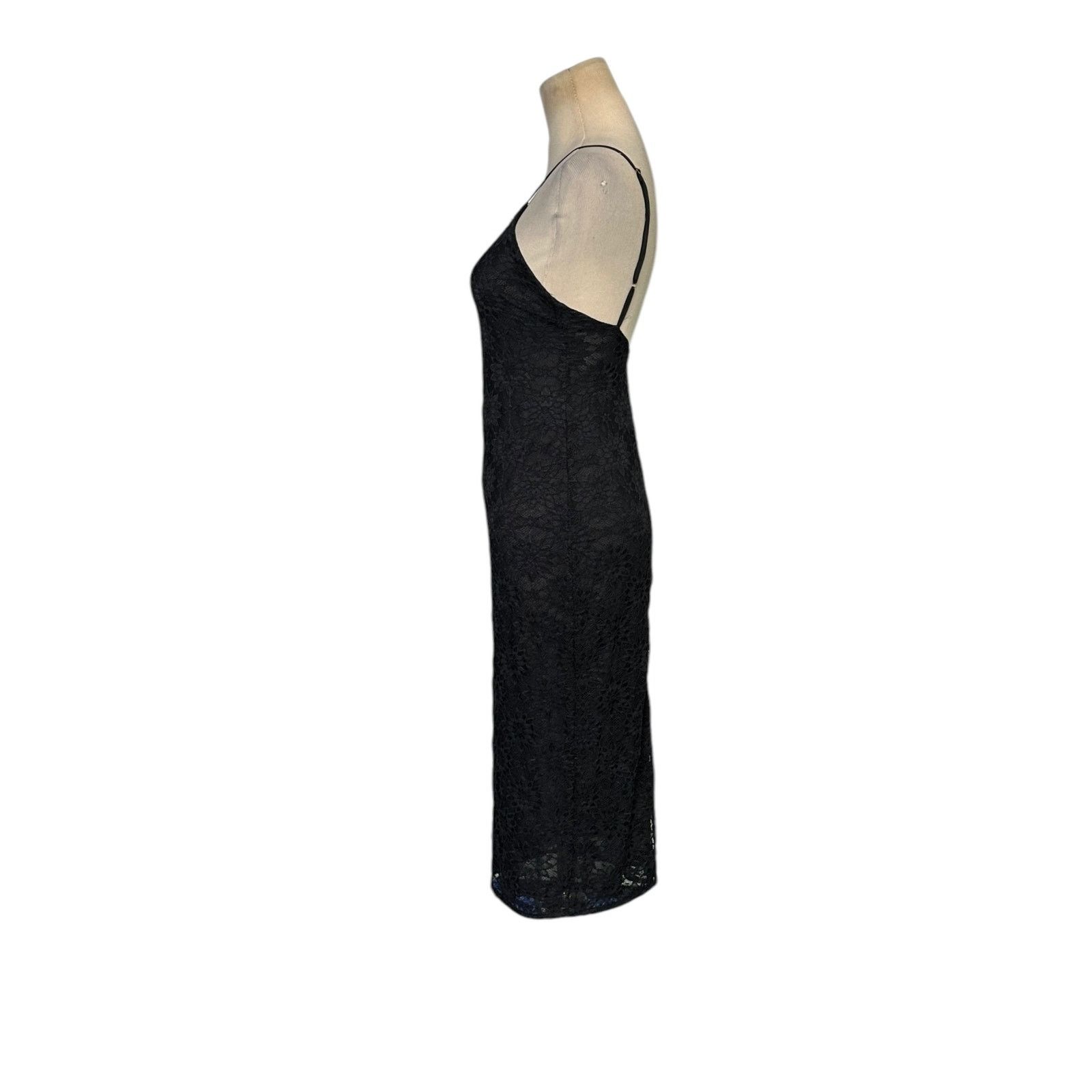 Urban Outfitters Out From Under black lace slip pencil dress size Small Size S / US 4 / IT 40 - 8 Thumbnail
