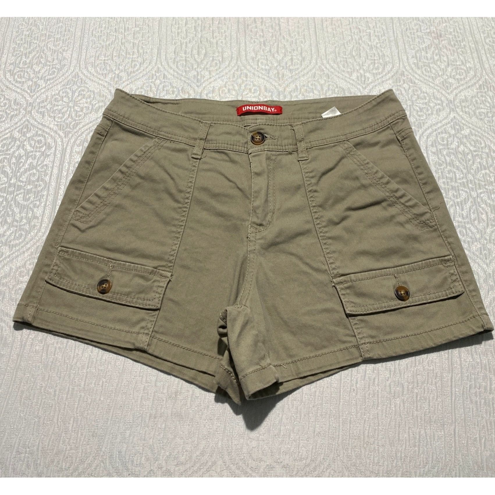 Vintage Unionbay Khaki Cargo Shorts Womens 30 W Tan Cotton Spandex Utility Hiking Size 30" / US 8 / IT 44 - 2 Thumbnail