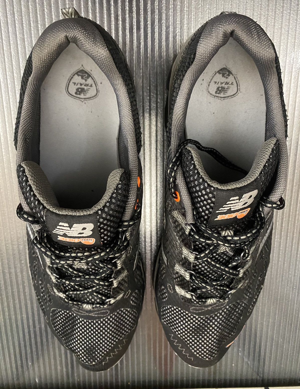 New Balance New Balance Men's 3010 trail fantom fit Black/Silver 12 Size US 12 / EU 45 - 9 Thumbnail