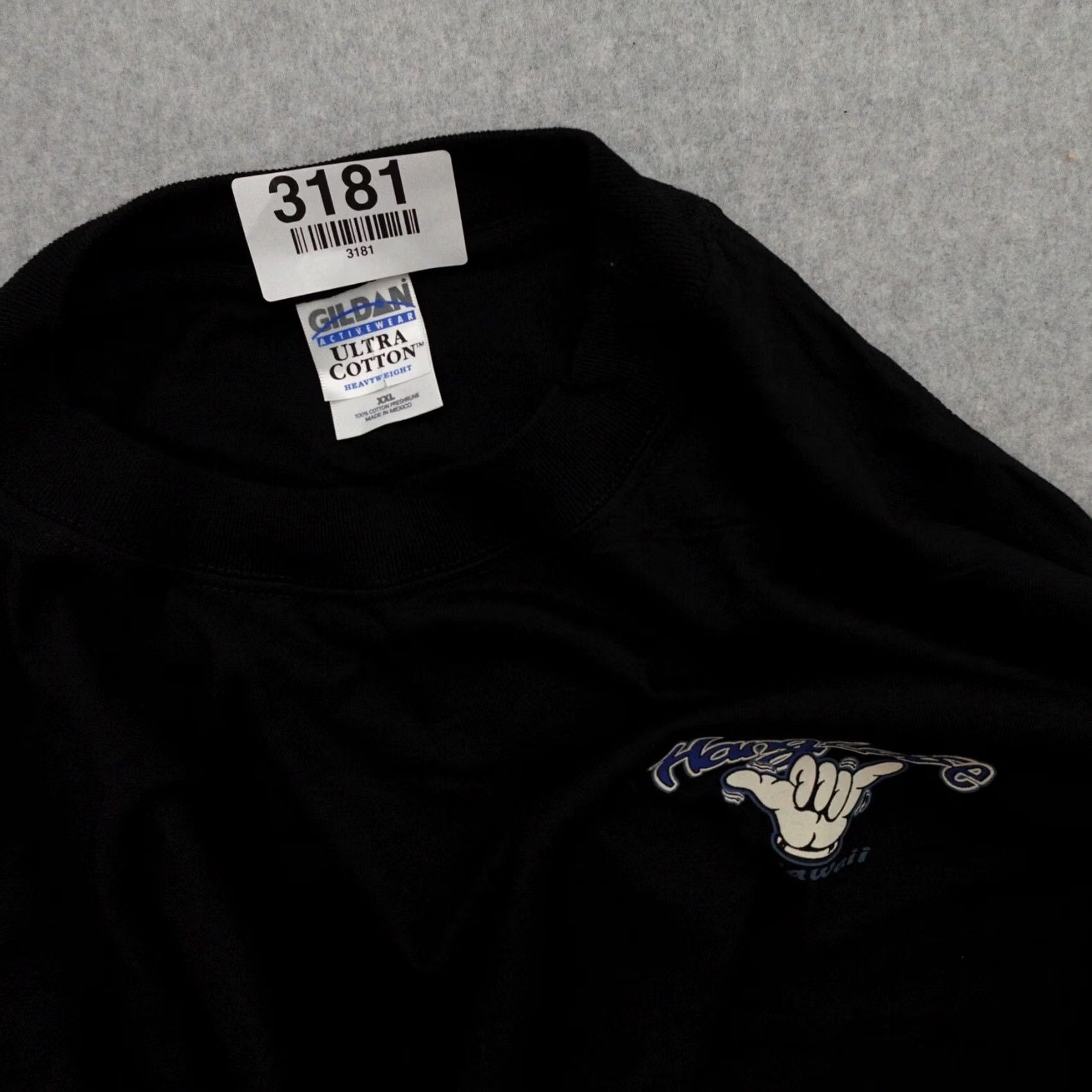 Gildan VINTAGE Hawaii T-Shirt Mens 2XL Black Hang Loose Surf Beach 31x26 GILDAN Shirt Mens 2XL Black Beach USA 90s Size US XXL / EU 58 / 5 - 4 Thumbnail