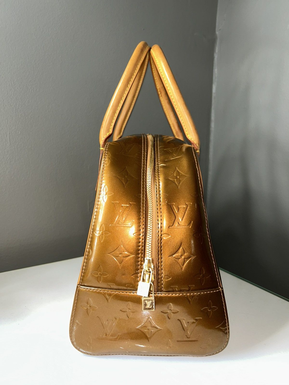 Louis Vuitton Louis Vuitton Bronze Vernis Tompkins Square Handbag BA0060 Size ONE SIZE - 11 Thumbnail