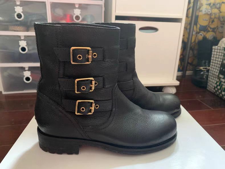 Jimmy Choo Jimmy Choo Chelsea Boots。Q9 Size US 4.5 / IT 34.5 - 1 Thumbnail
