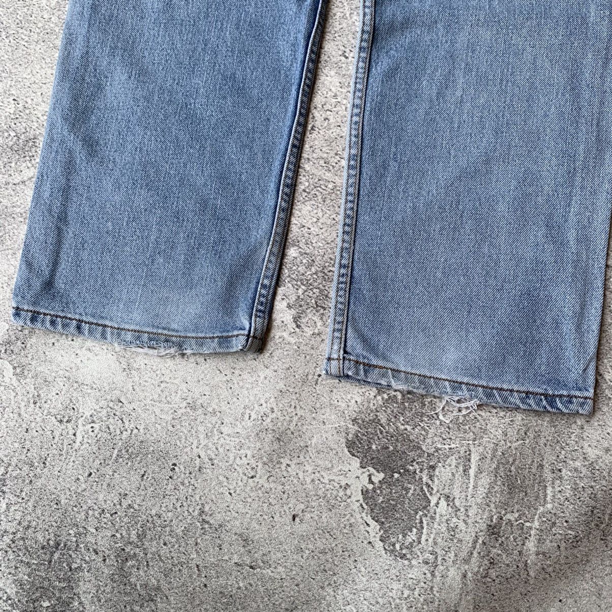 Levi's Vintage Clothing Vintage Levi’s 550 Relaxed fit Blue wash Jeans Size US 32 / EU 48 - 8 Thumbnail
