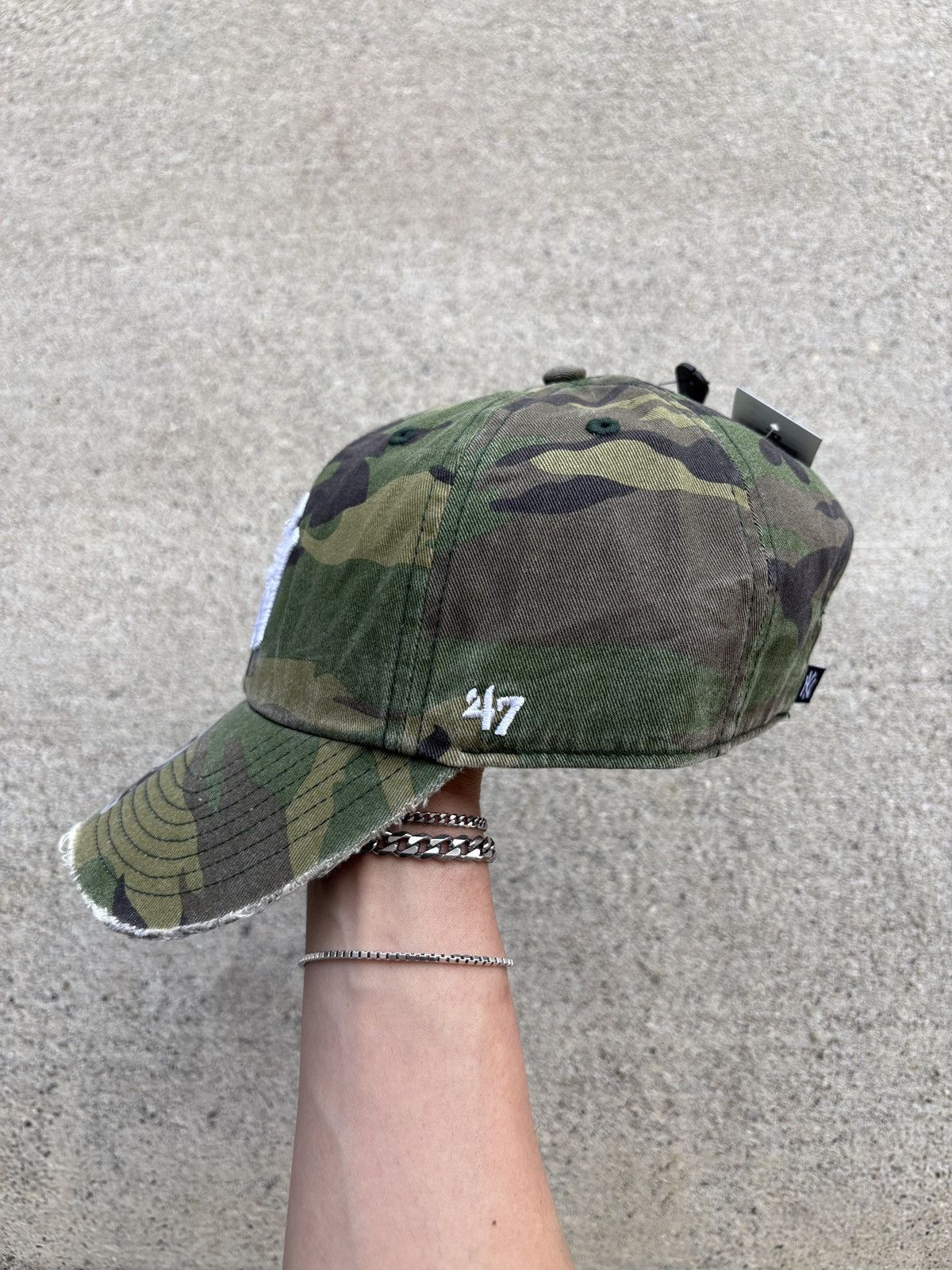 MLB × New Era × New York Yankees New Era MLB New York Yankees U.S. Woodland Camo Trucker Hat Size ONE SIZE - 4 Thumbnail
