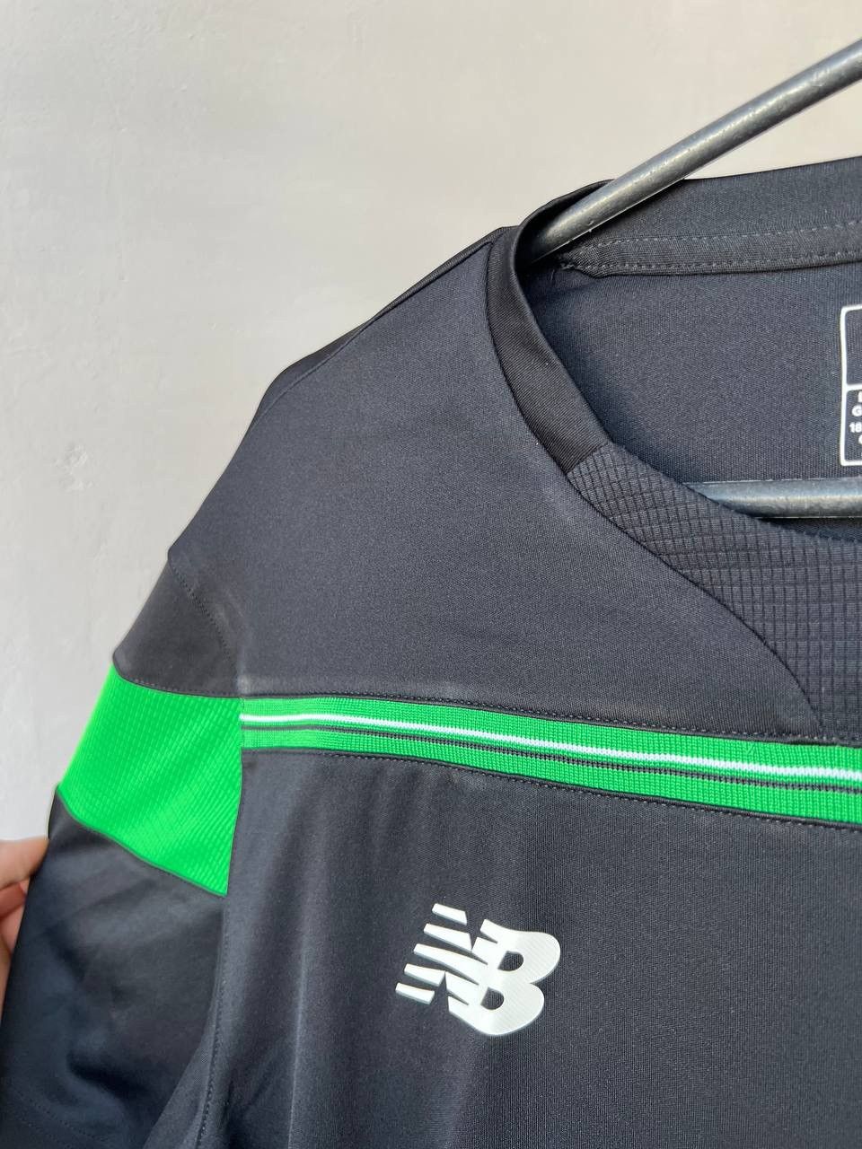 New Balance 2015/16 CELTIC FC TRAINING SOCCER JERSEY FOOTBALL SHIRT SZ S Size US L / EU 52-54 / 3 - 11 Thumbnail