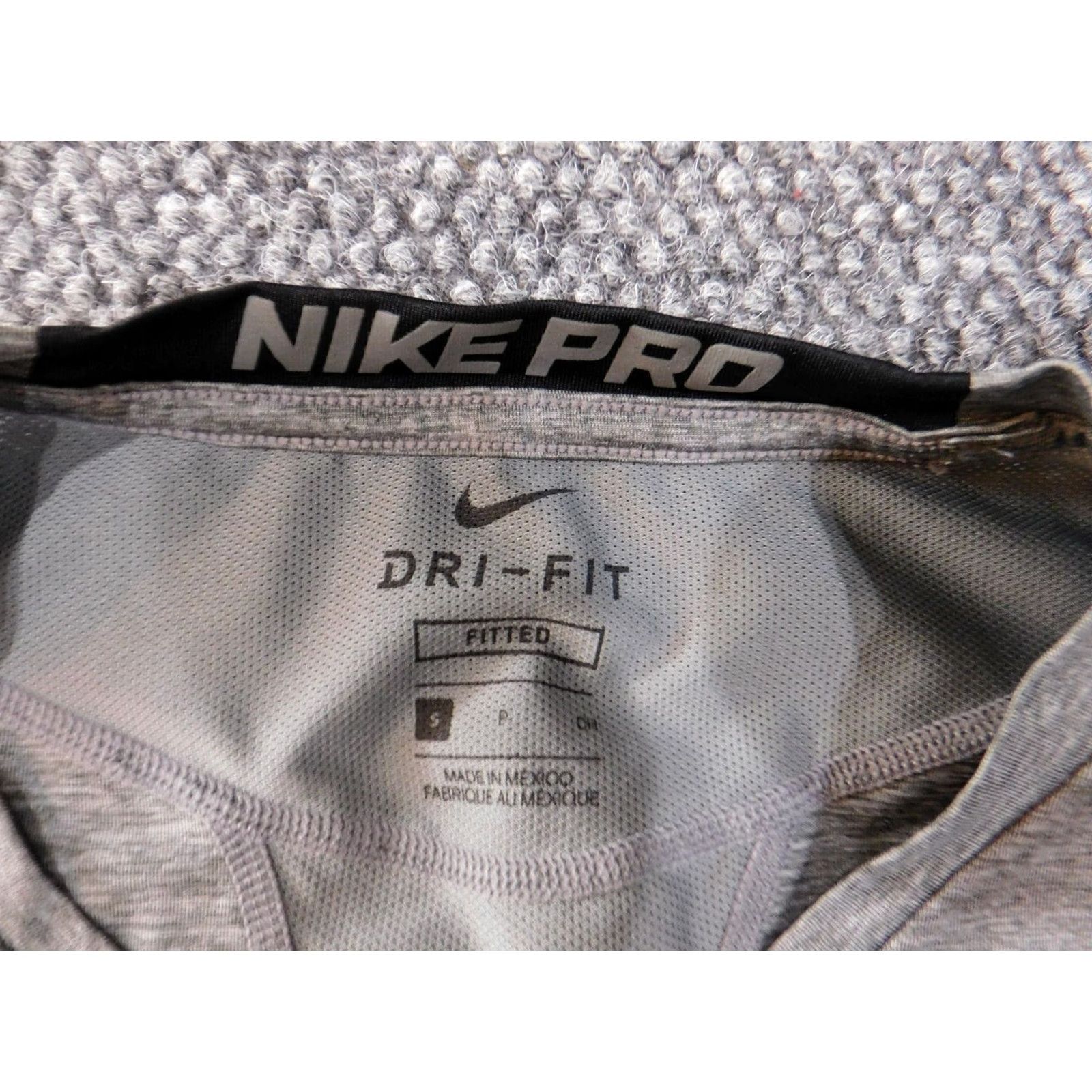 Nike Nike Pro Shirt Mens S Dri-Fit Gray Sleeveless Moisture Wicking Stretch Size US S / EU 44-46 / 1 - 4 Thumbnail