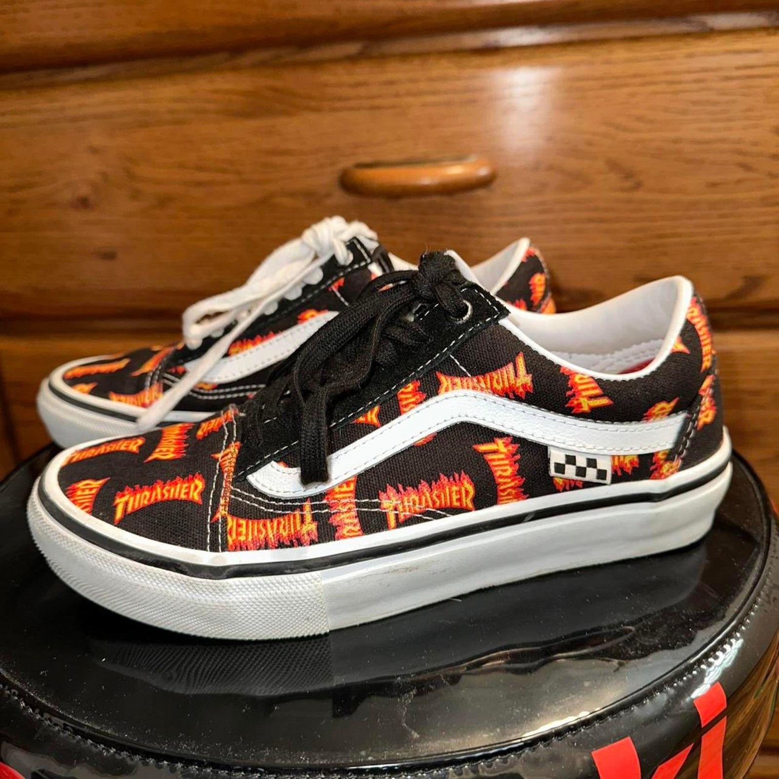 Thrasher × Vans VANS x Thrasher Old Skool Skate Low Top Sneakers size 6 men Size US 6 / EU 39 - 3 Thumbnail