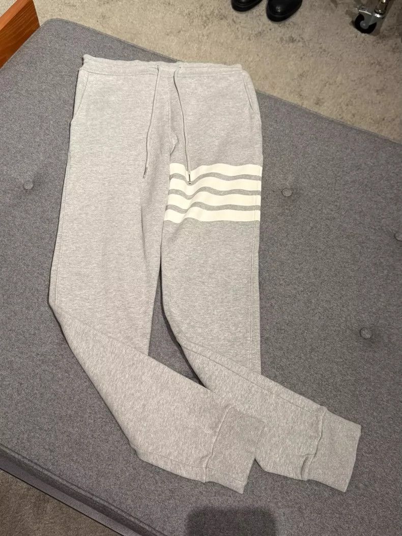 Thom Browne Thom browne Size 1 Classic four-bar sports pants 2504-Next Size US 27 - 3 Thumbnail