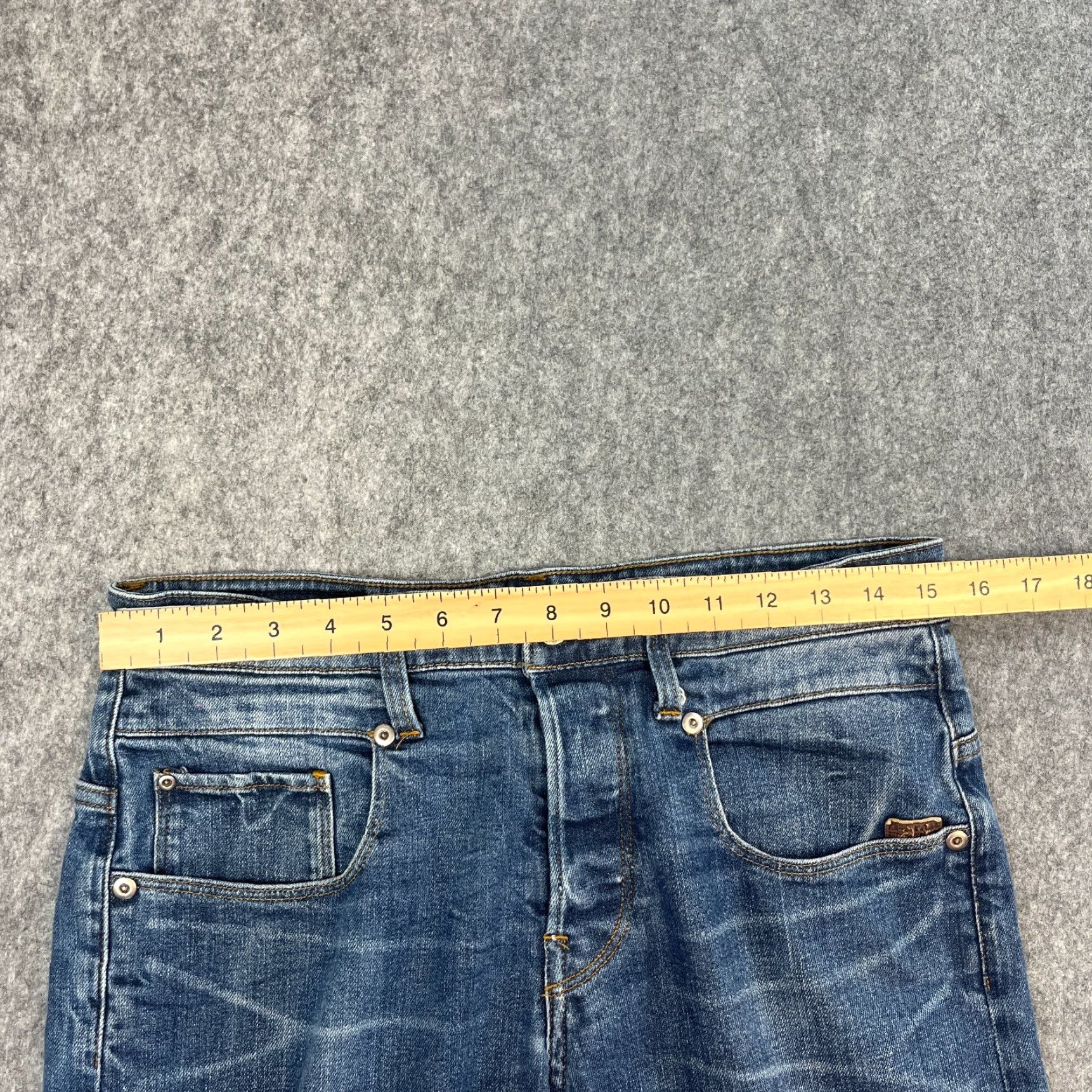 G-Star G-Star Jeans Regular Straight 30 32 Medium Wash Blue Whiskers Fades Radar Mens Jeans Regular 30in 32in Blue Size US 30 / EU 46 - 6 Thumbnail