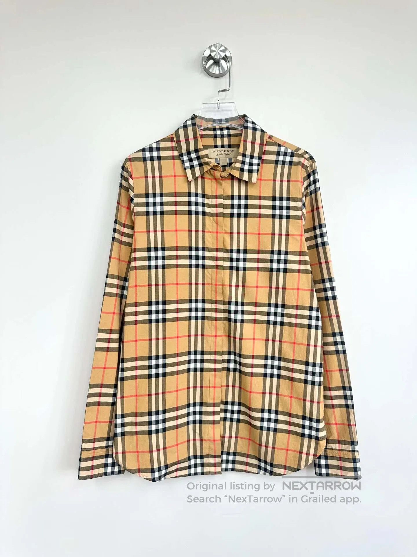 Burberry Burberry Khaki classic check hidden button long-sleeve shi Size XXS / US 00 / IT 34 - 1 Thumbnail