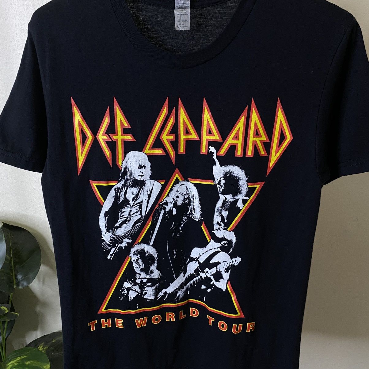 Band Tees Def Leppard Official Reissue Band Tee Size US S / EU 44-46 / 1 - 2 Thumbnail