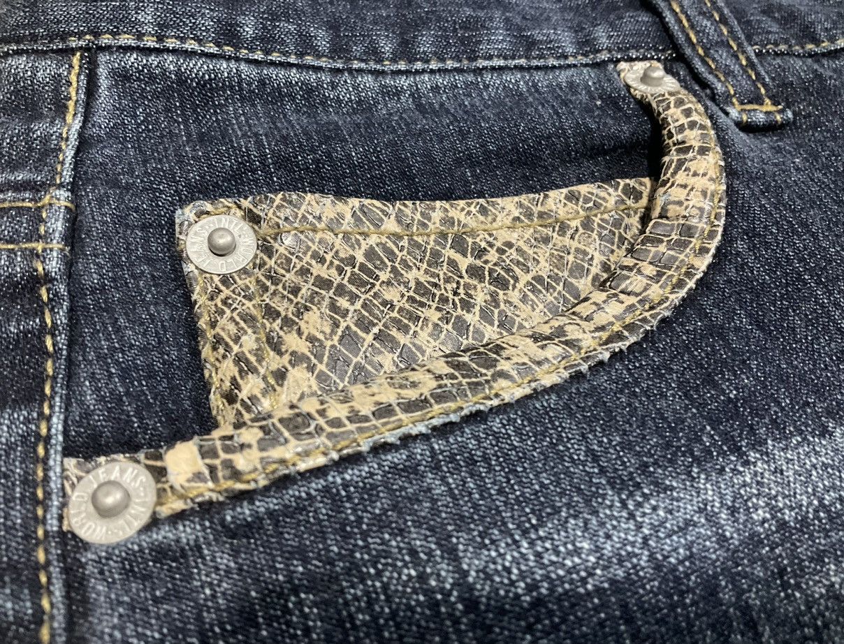 If Six Was Nine × Japanese Brand × Le Grande Bleu (L.G.B.) 🔥Sick Y2K Oririn Flared Denim Snakeskin Pockets Size US 30 / EU 46 - 7 Thumbnail