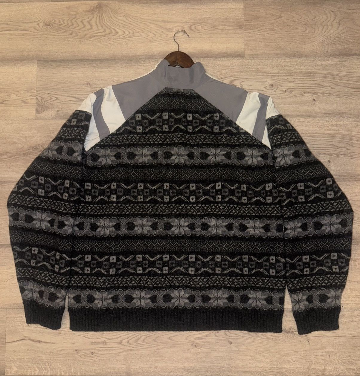 Balenciaga Balenciaga sporty b knit sweater Size US M / EU 48-50 / 2 - 6 Thumbnail
