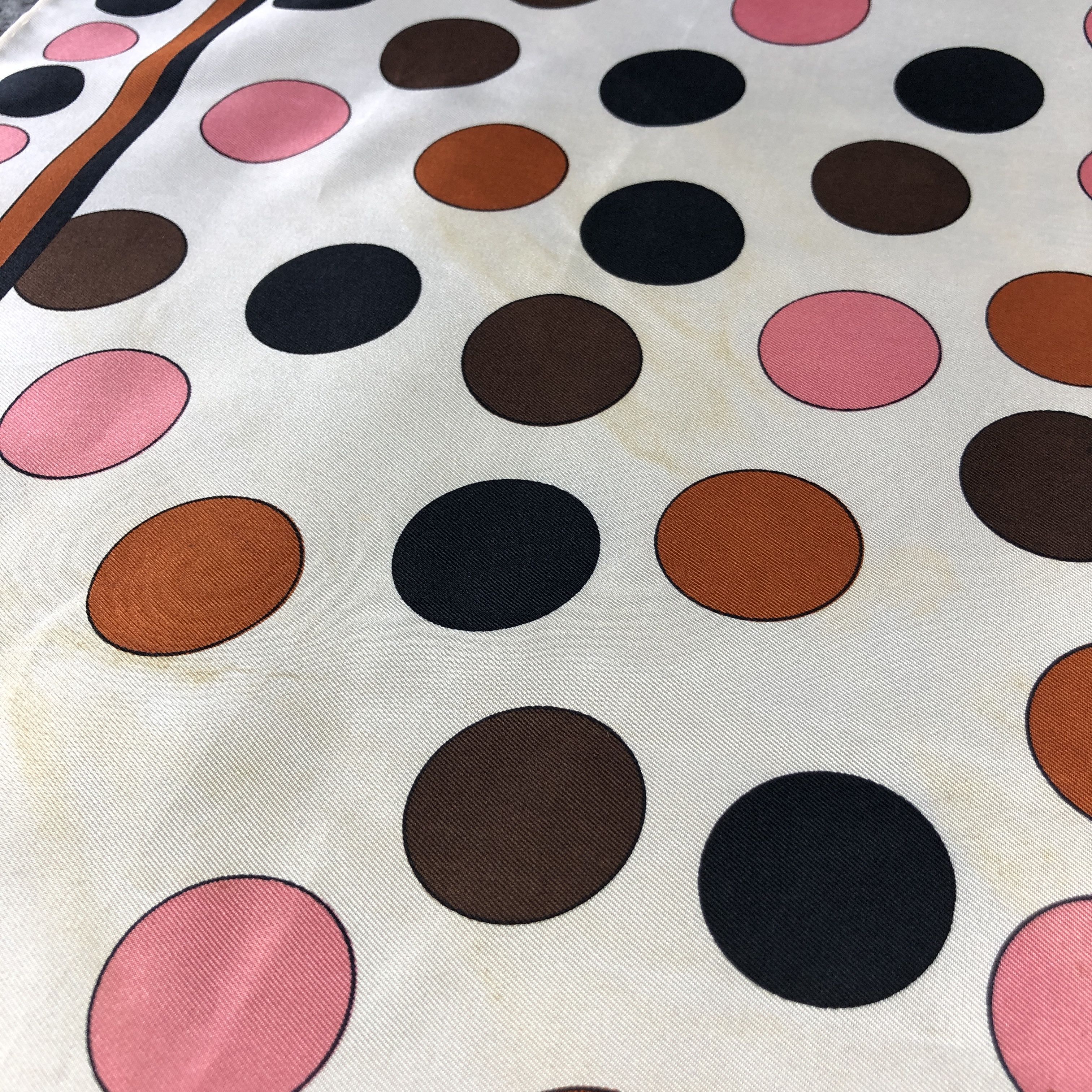 Emanuel Ungaro Emanuel Ungaro Polka Dots Silk Scarf M1406 Size ONE SIZE - 9 Thumbnail